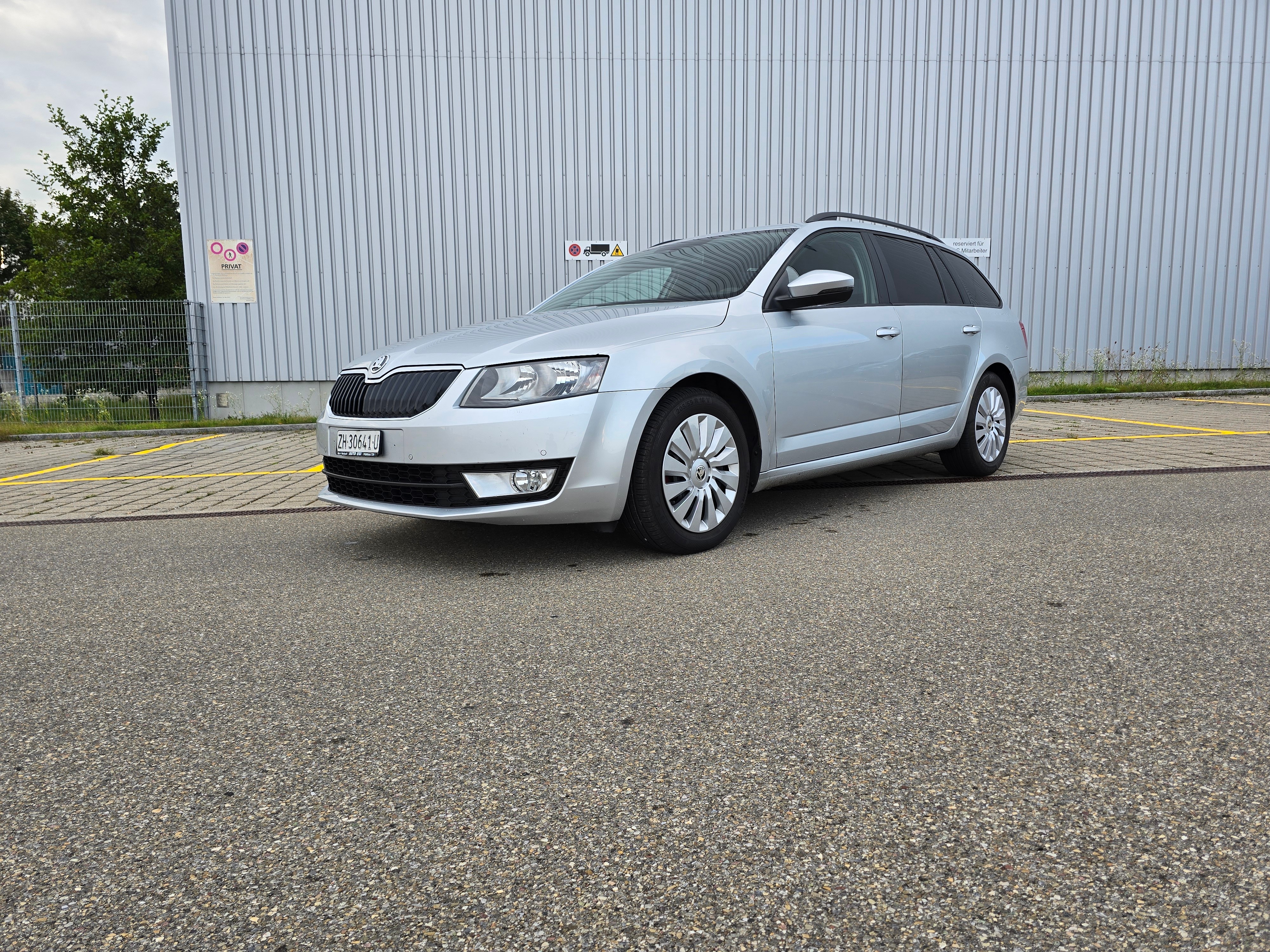 SKODA Octavia Combi 1.6 TDI GreenLine