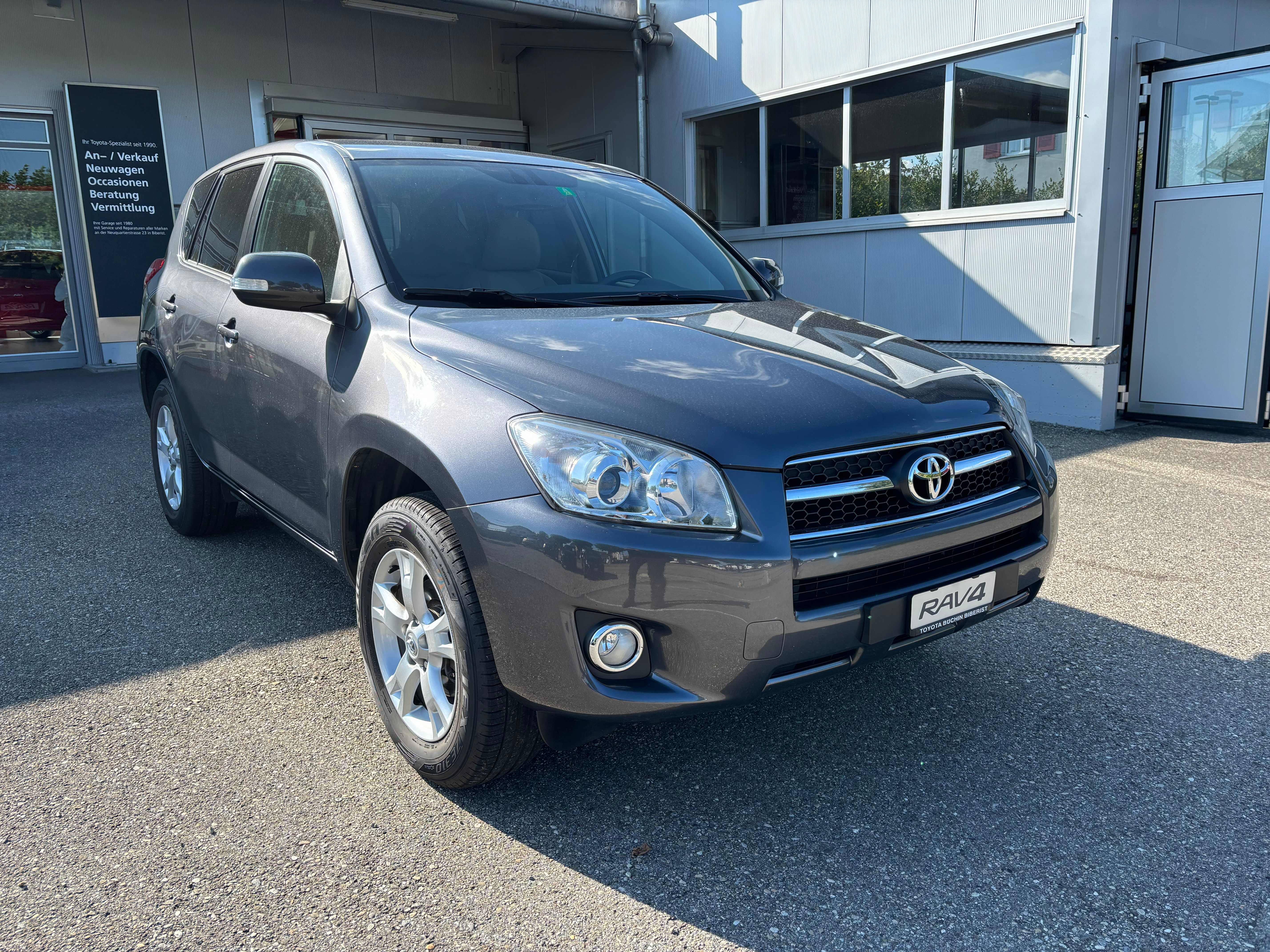 TOYOTA RAV-4 2.0 16V Executive