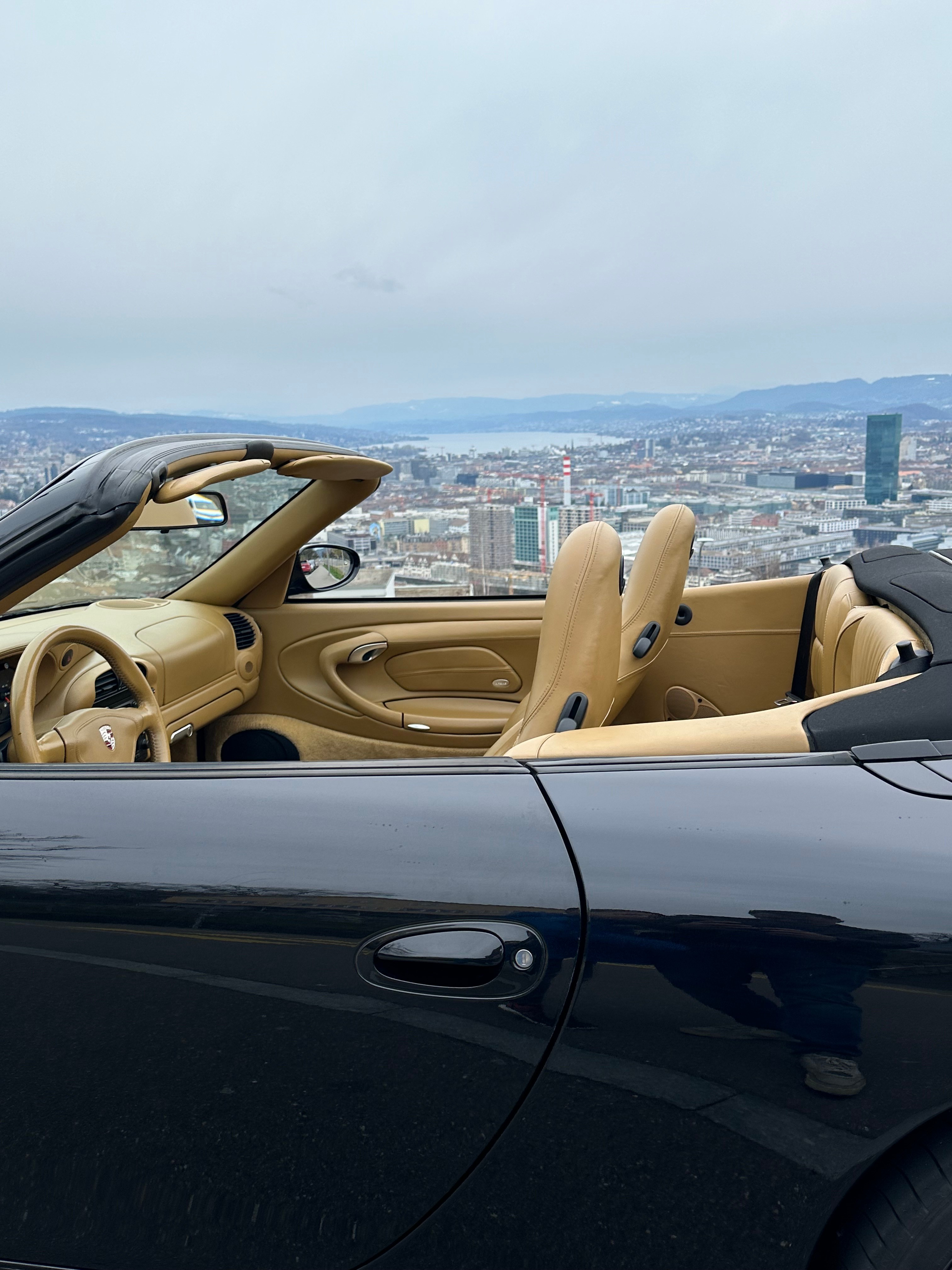 PORSCHE 911 Carrera 4 Cabrio