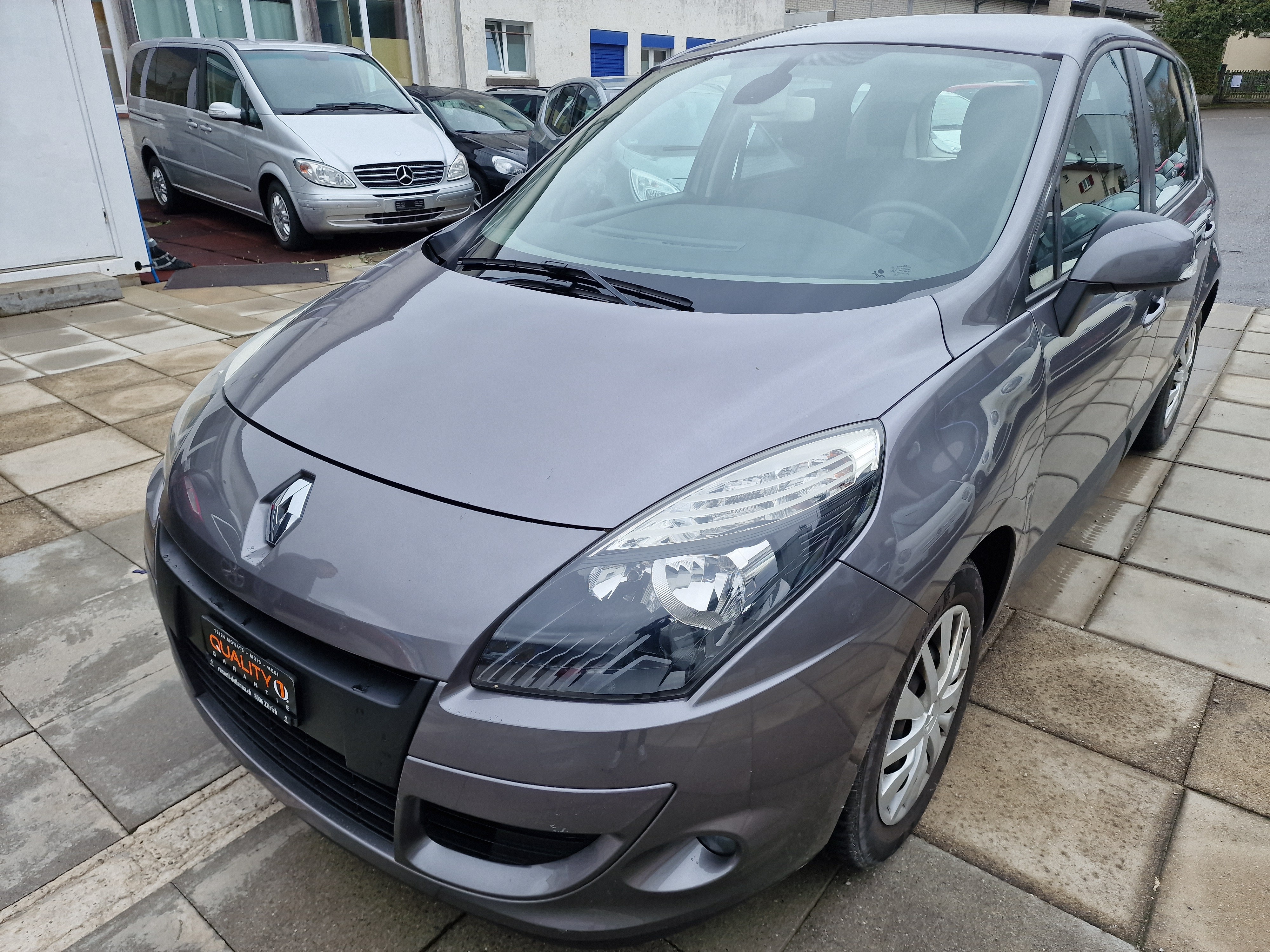 RENAULT Scénic 1.4 16V Turbo Dynamique