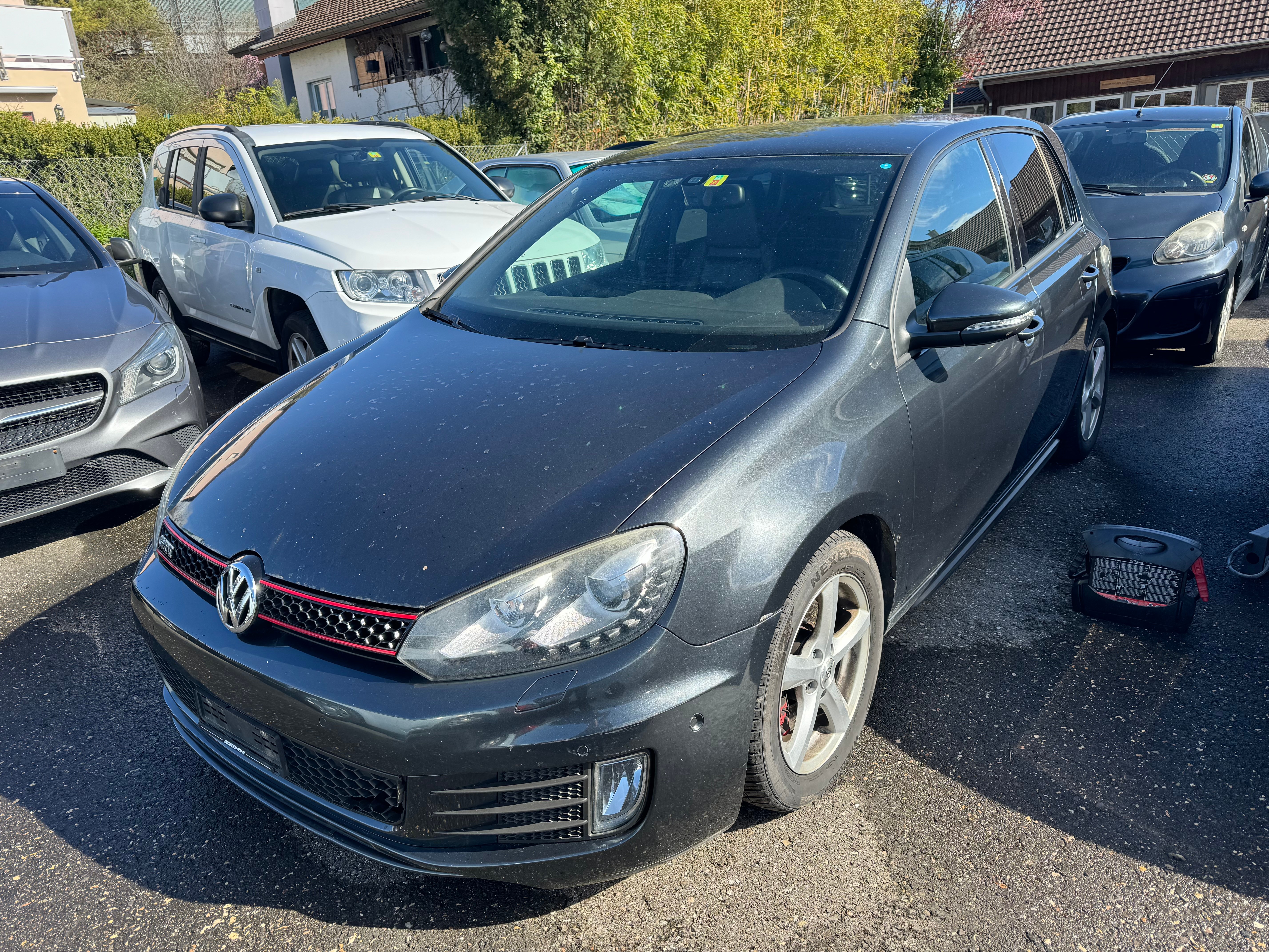 VW Golf 2.0 TSI GTI Team