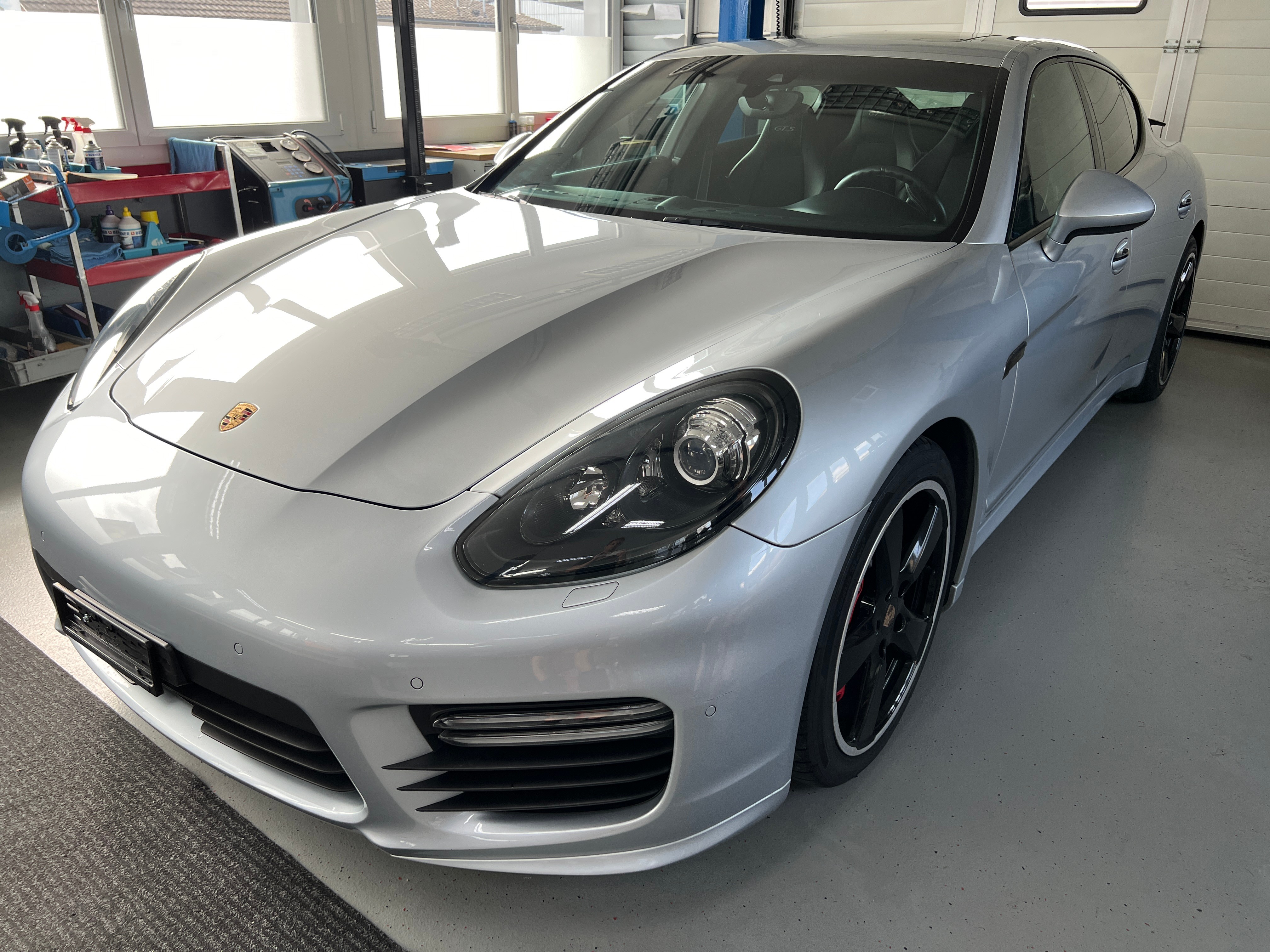 PORSCHE Panamera GTS 4.8 PDK