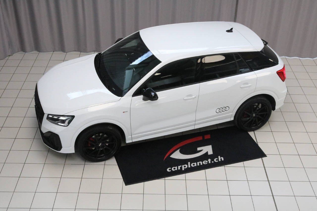 AUDI Q2 2.0 35 TDI S Line quatro S-Tronic