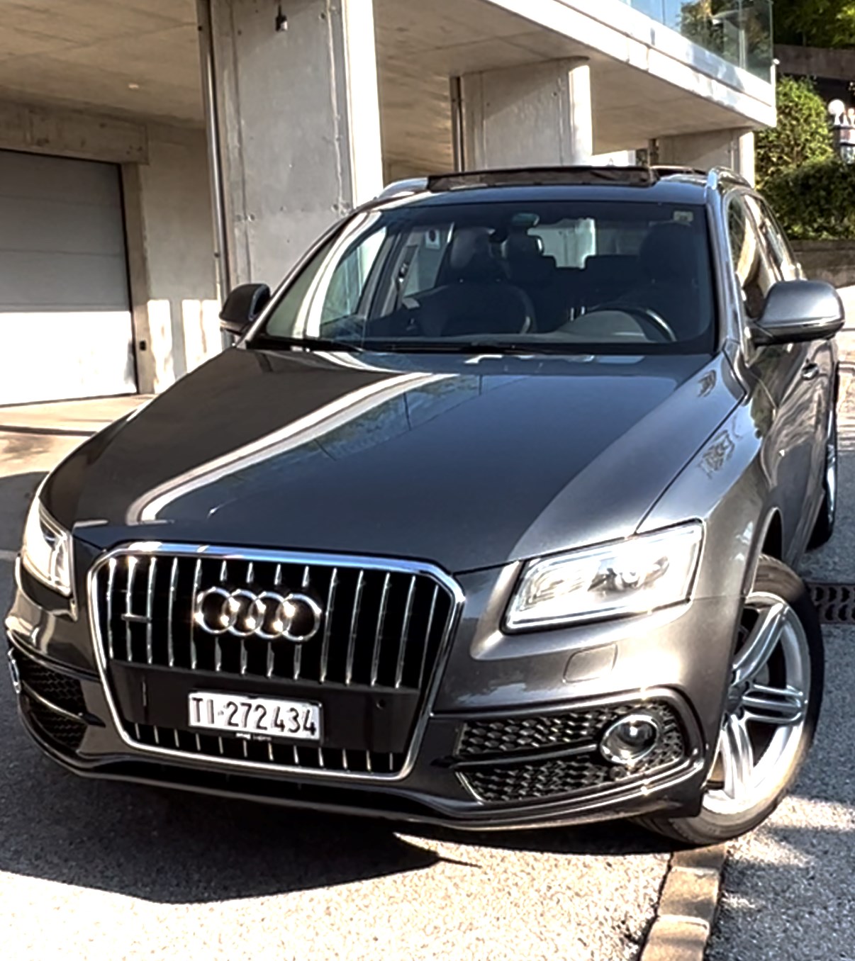 AUDI Q5 3.0 TDI quattro S-tronic