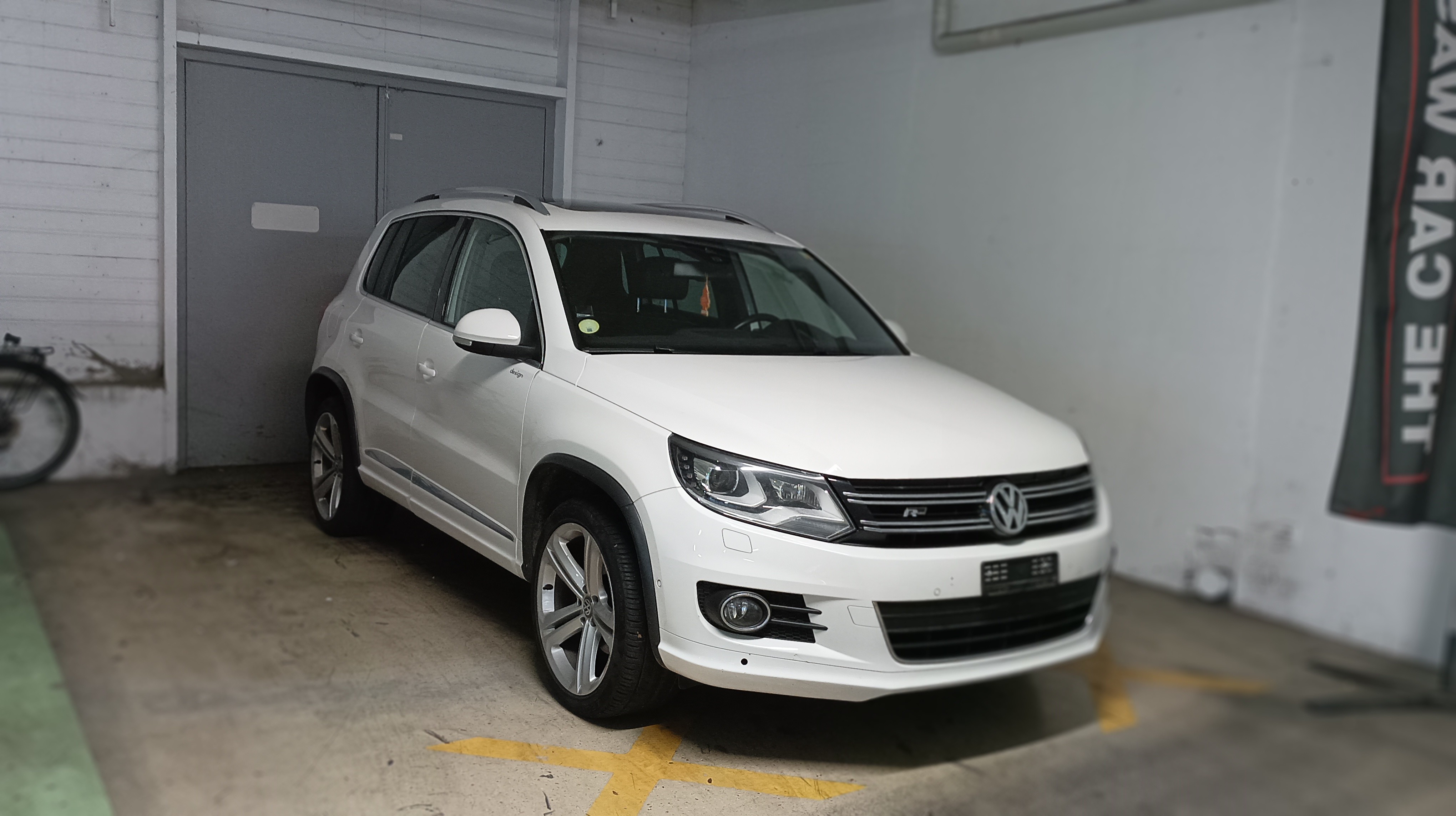 VW Tiguan 2.0 TDI BMT R-Line Design 4Motion DSG