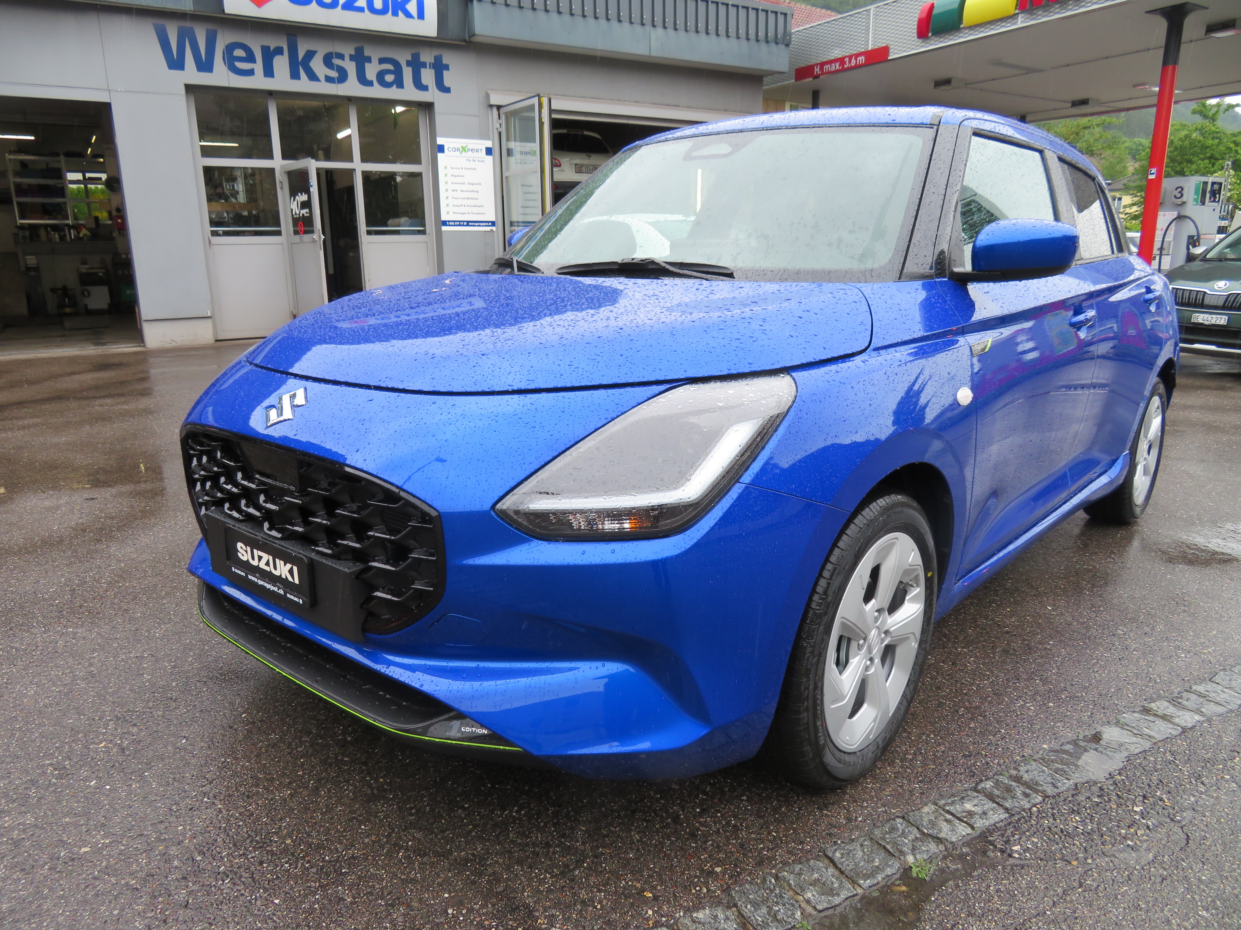 SUZUKI Swift 1.2 1st Edition Hybrid 4x4