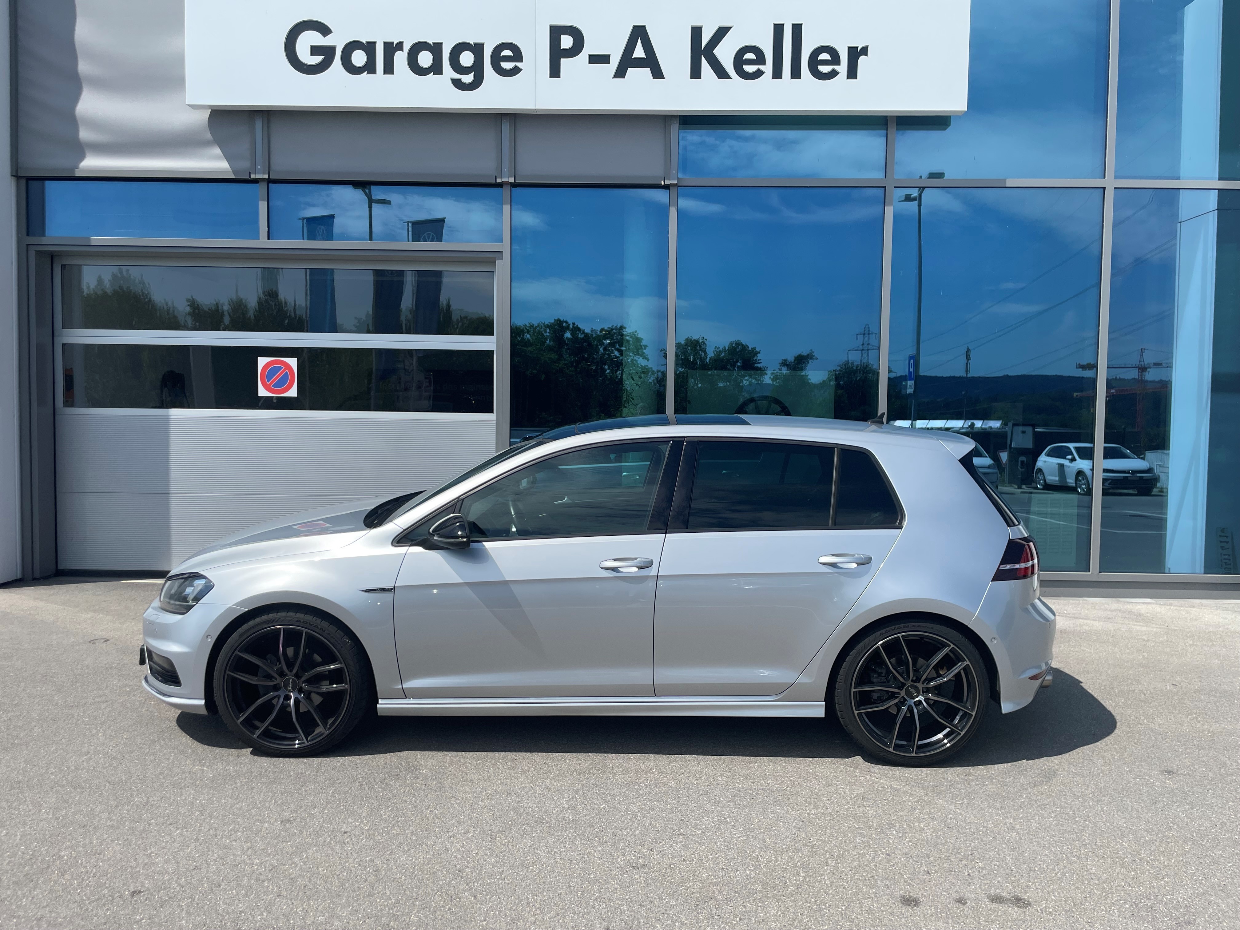 VW Golf 1.4 TSI Lounge R-Line DSG