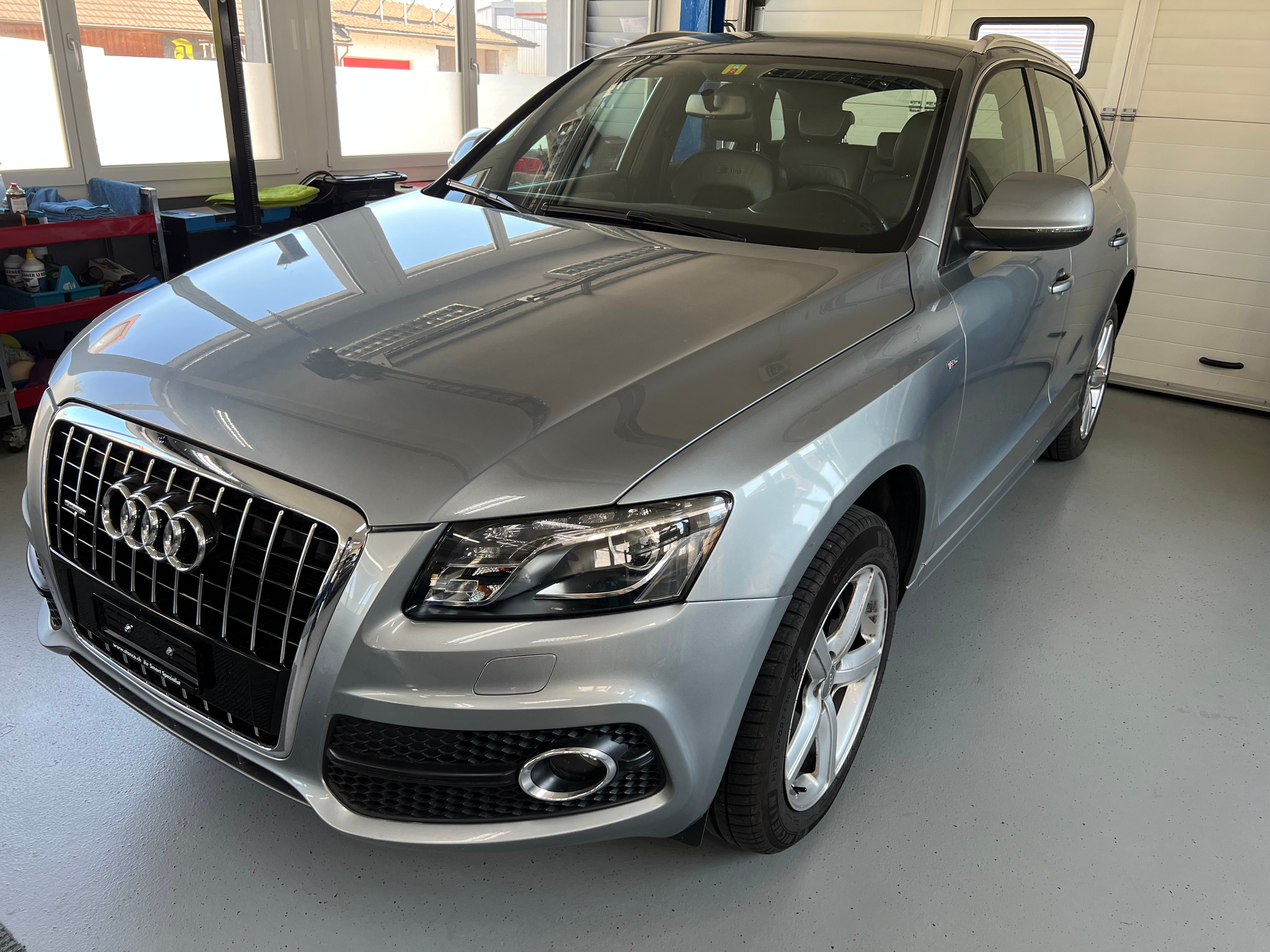 AUDI Q5 3.0 TDI quattro S-tronic