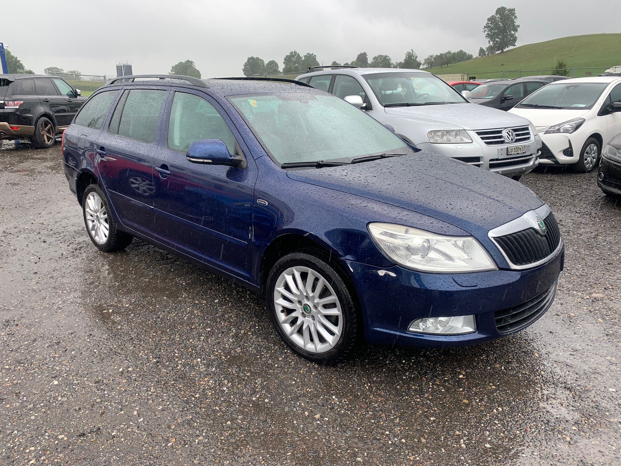 SKODA Octavia Combi 2.0 TDI Elegance DSG