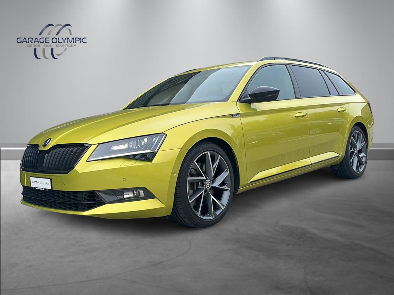 SKODA Superb Combi 2.0 TSI SportLine+ DSG 4x4