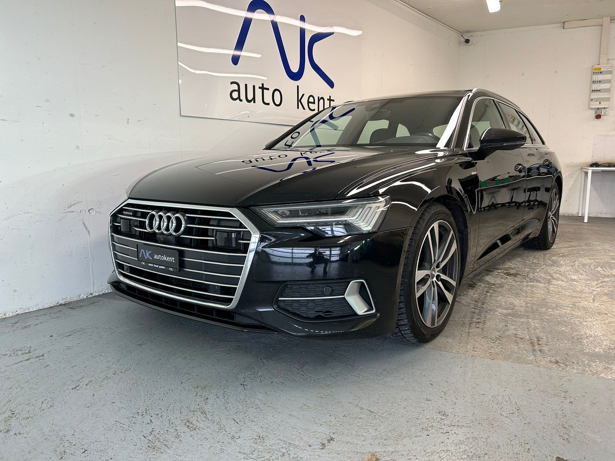 AUDI A6 Avant 40 TDI S Line quattro S-tronic