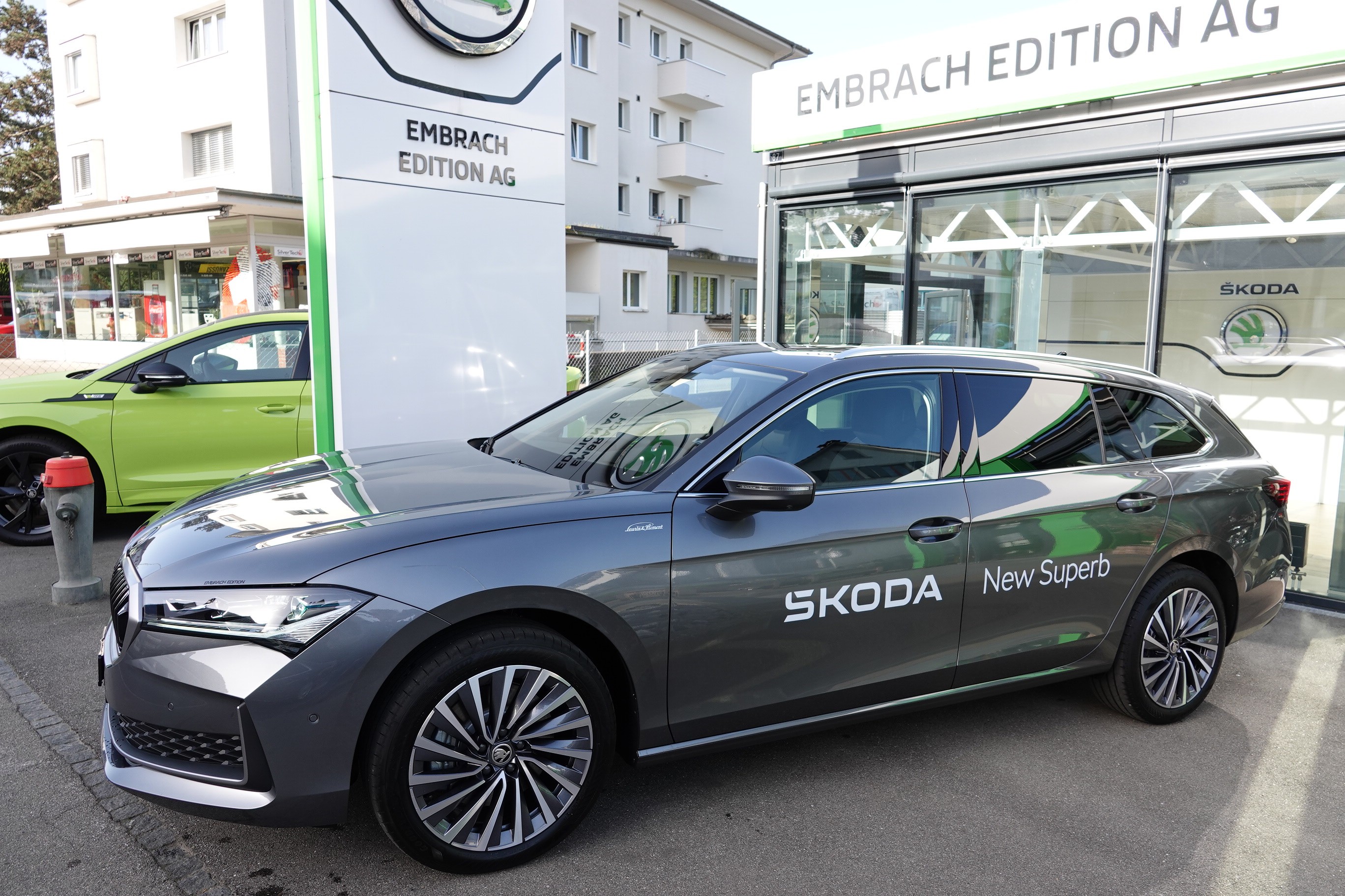 SKODA Superb 2.0 TDi L&K 4x4