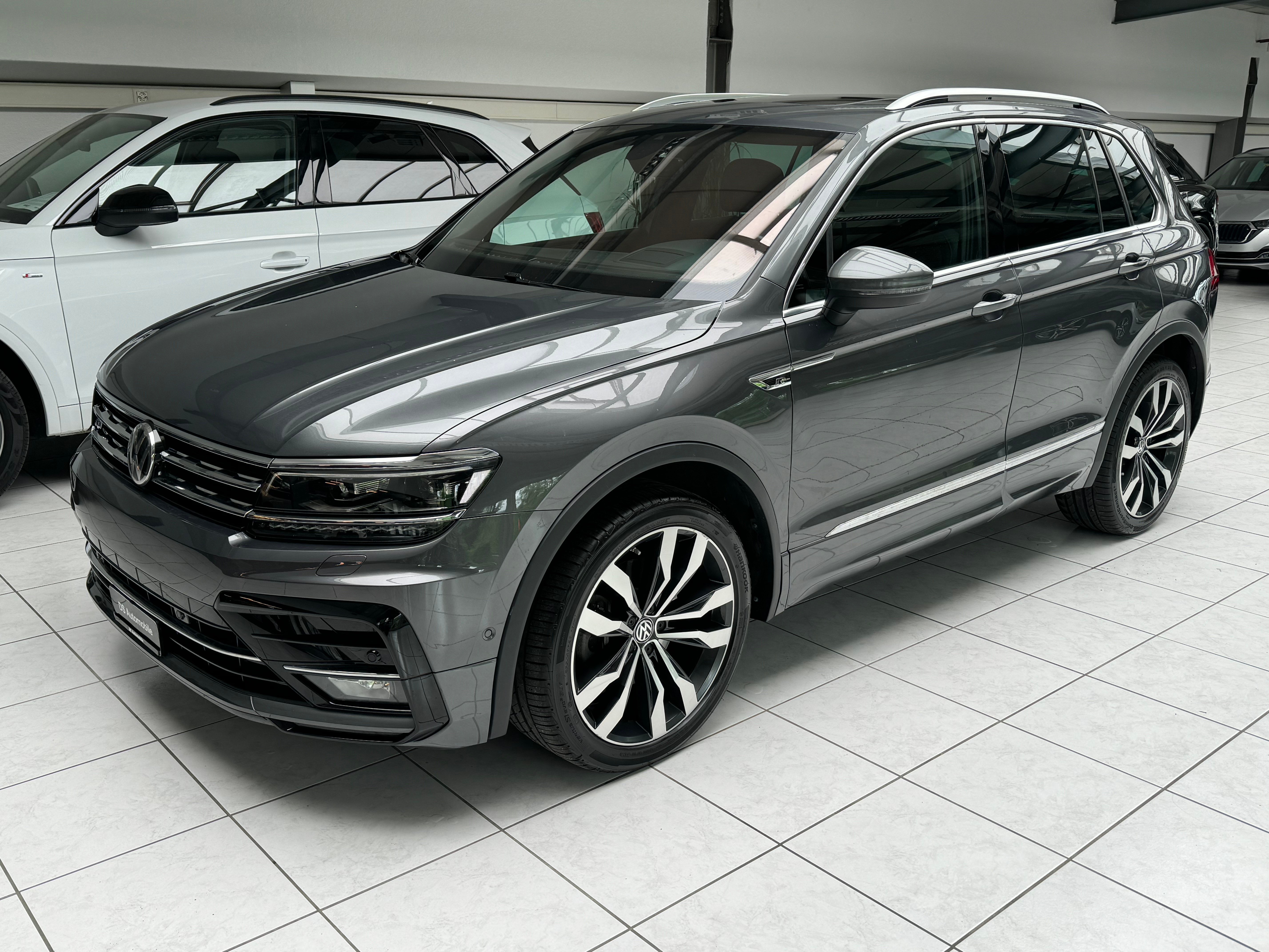 VW Tiguan 2.0TSI R-Line 4Motion DSG