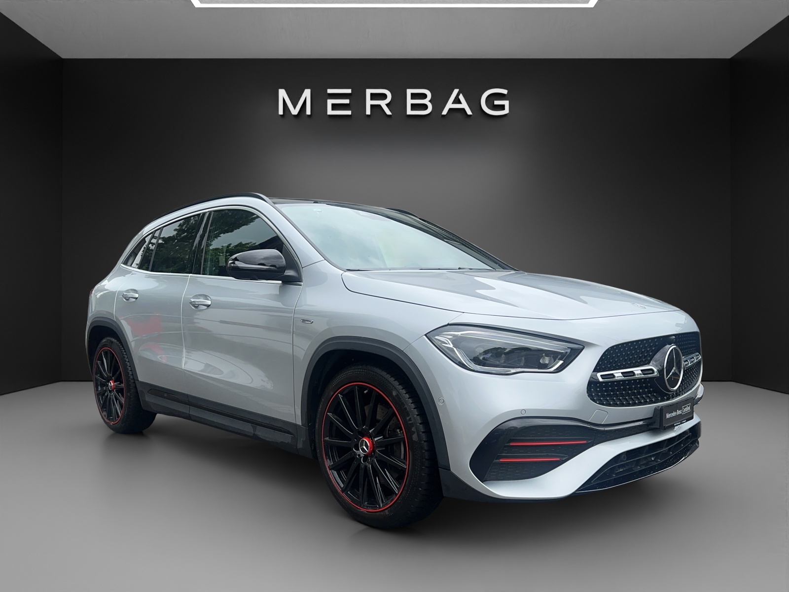 MERCEDES-BENZ GLA 250 4Matic Edition 1. 8G-DCT