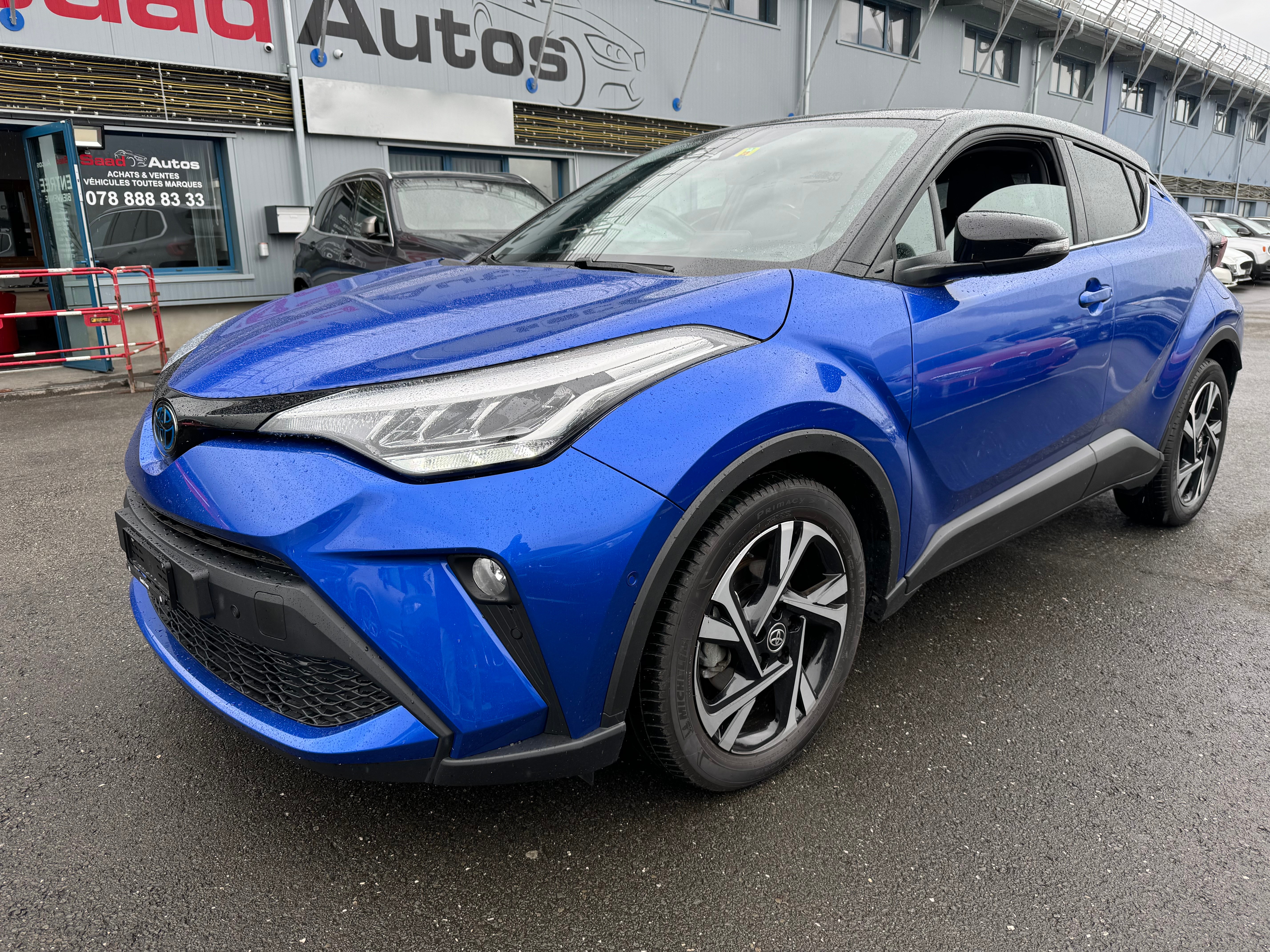 TOYOTA C-HR 1.8 HSD CVT Trend