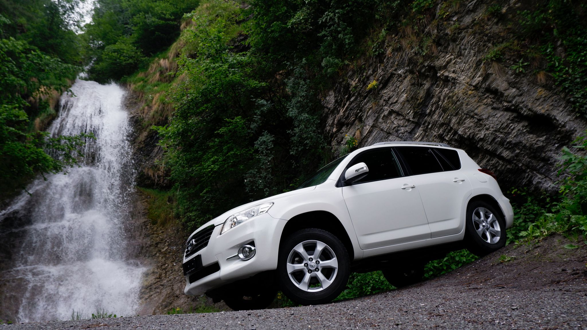 TOYOTA RAV-4 2.0 16V Linea Terra Multidrive