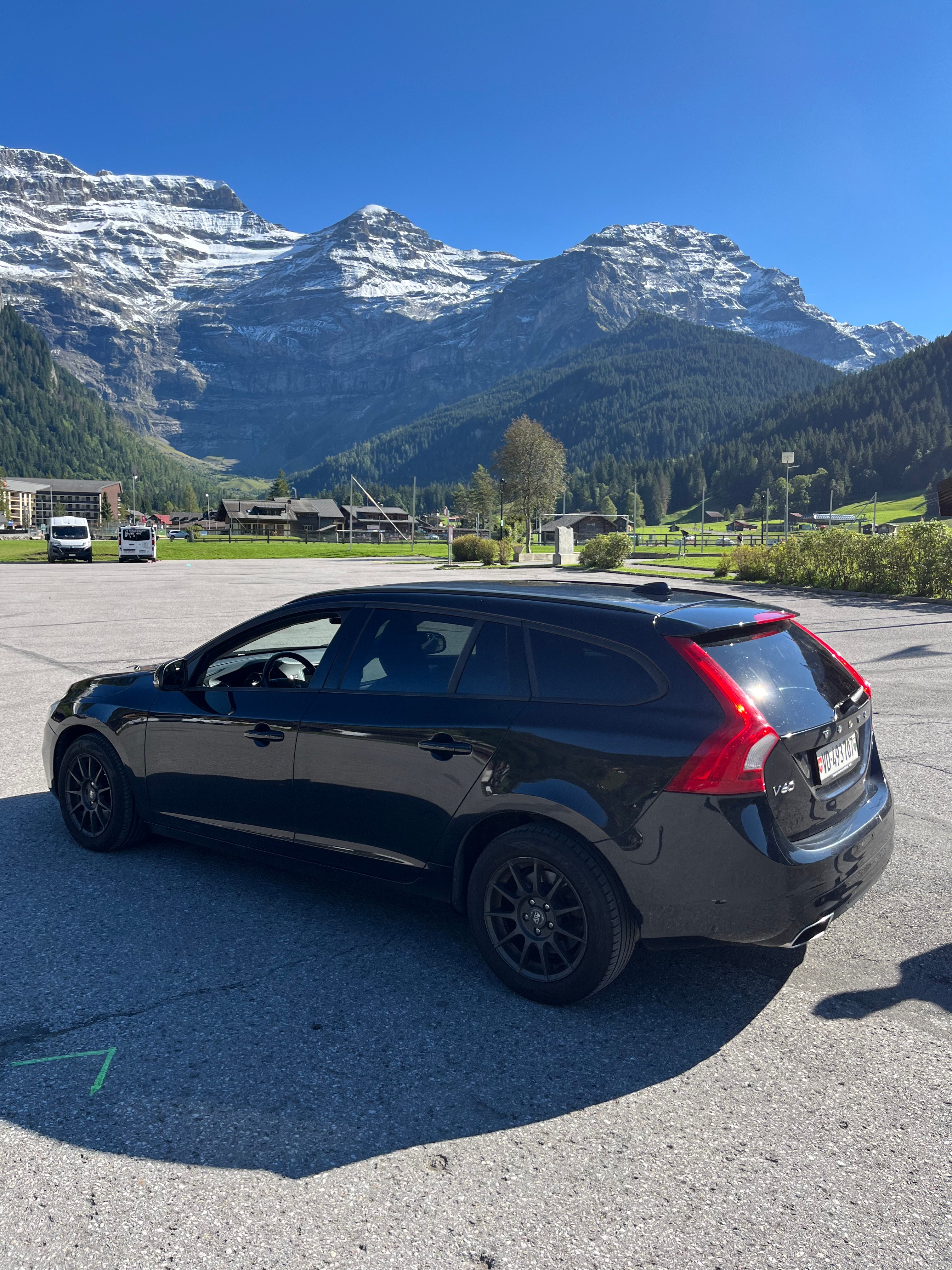 VOLVO V60 D4 AWD Momentum Geartronic