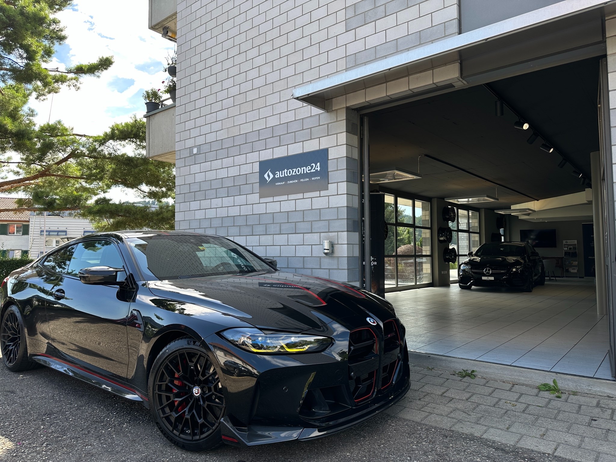 BMW M4 CSL Coupé