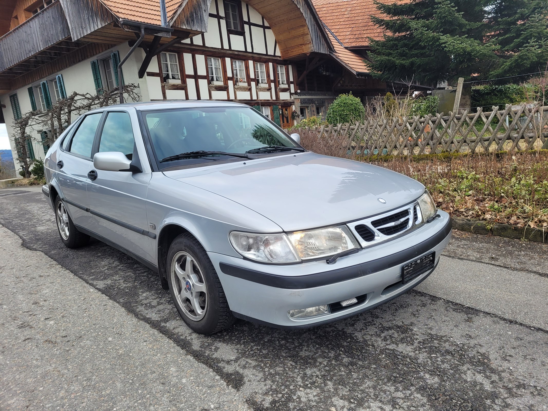 SAAB 9-3 2.0i-16 LPT