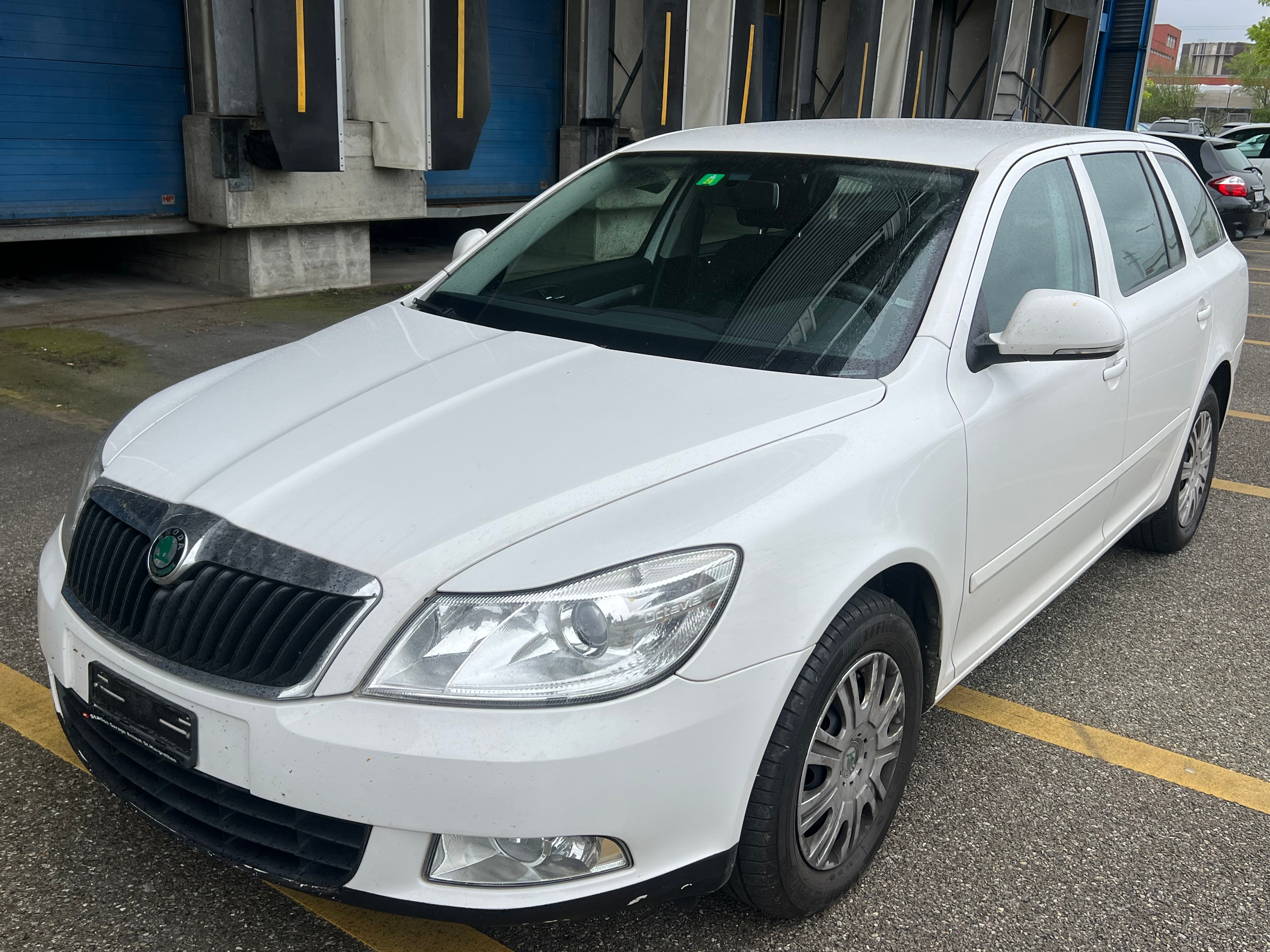 SKODA Octavia Combi 1.4 TSI Ambiente DSG