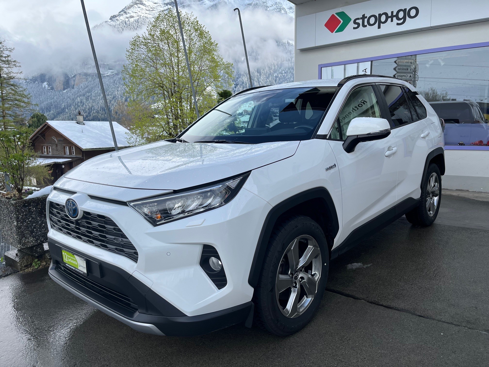 TOYOTA RAV-4 2.5 HSD Trend e-CVT 4WD