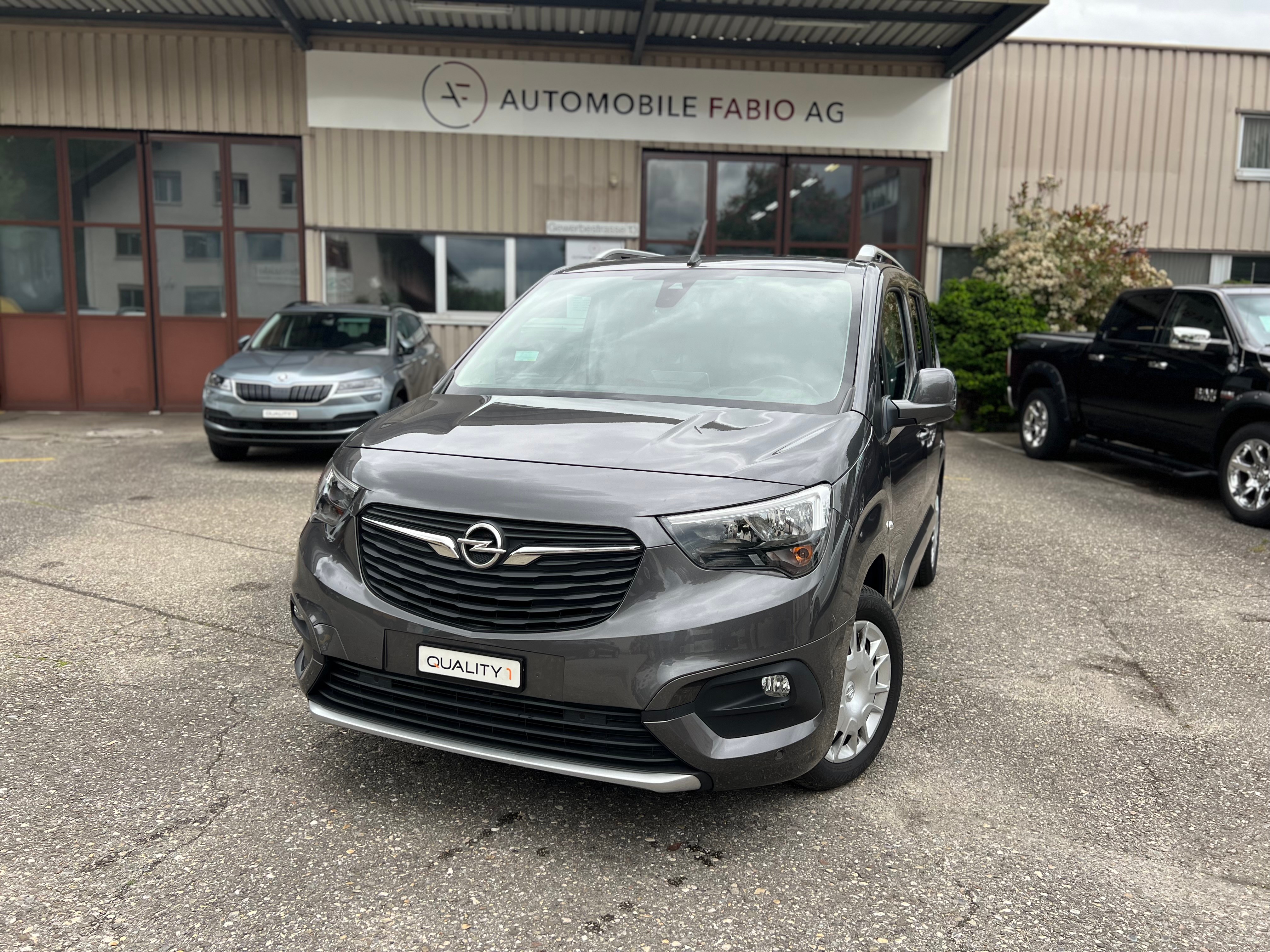 OPEL Combo Life 1.2 Enjoy