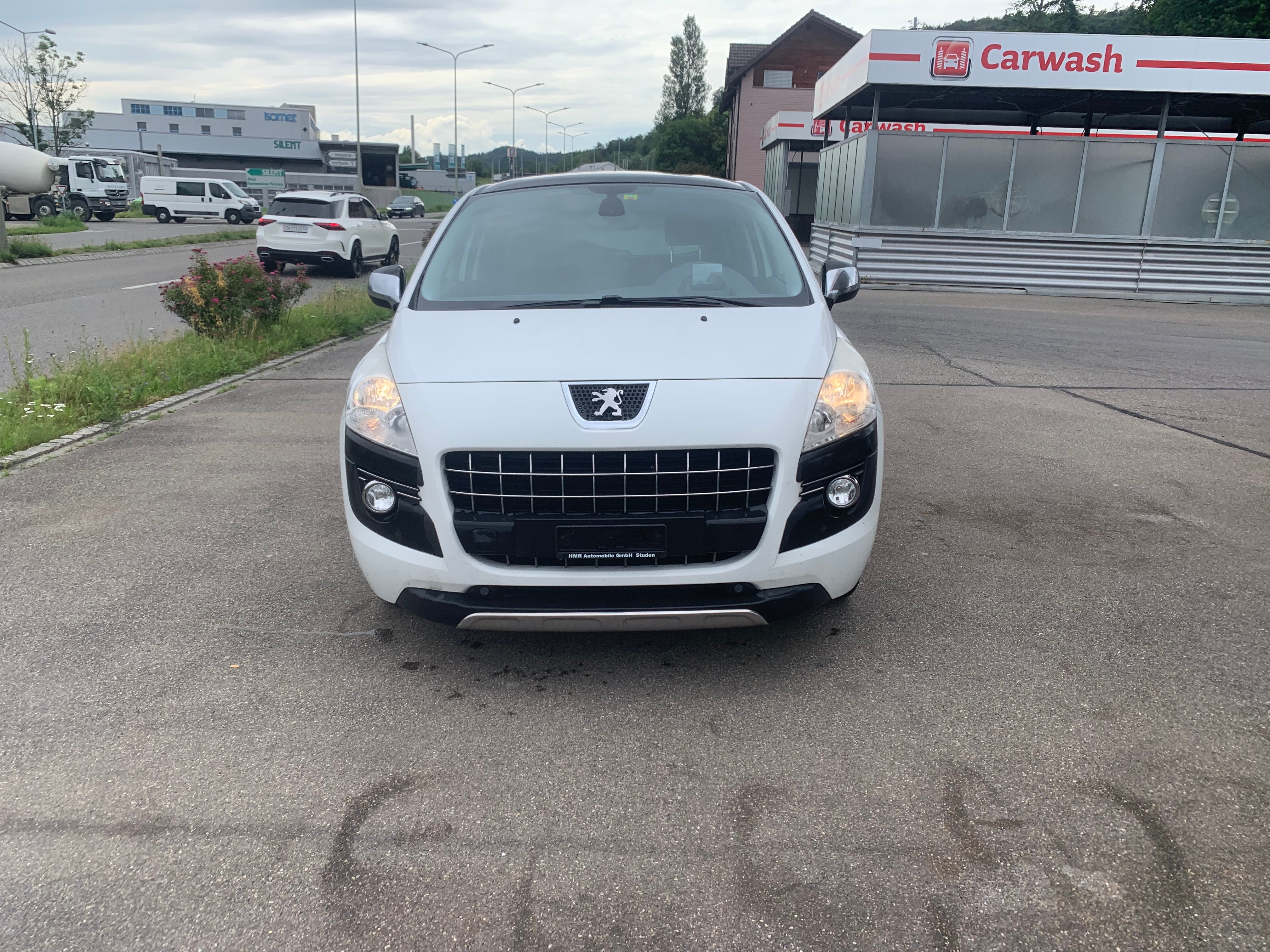 PEUGEOT 3008 1.6 16V T Platinum