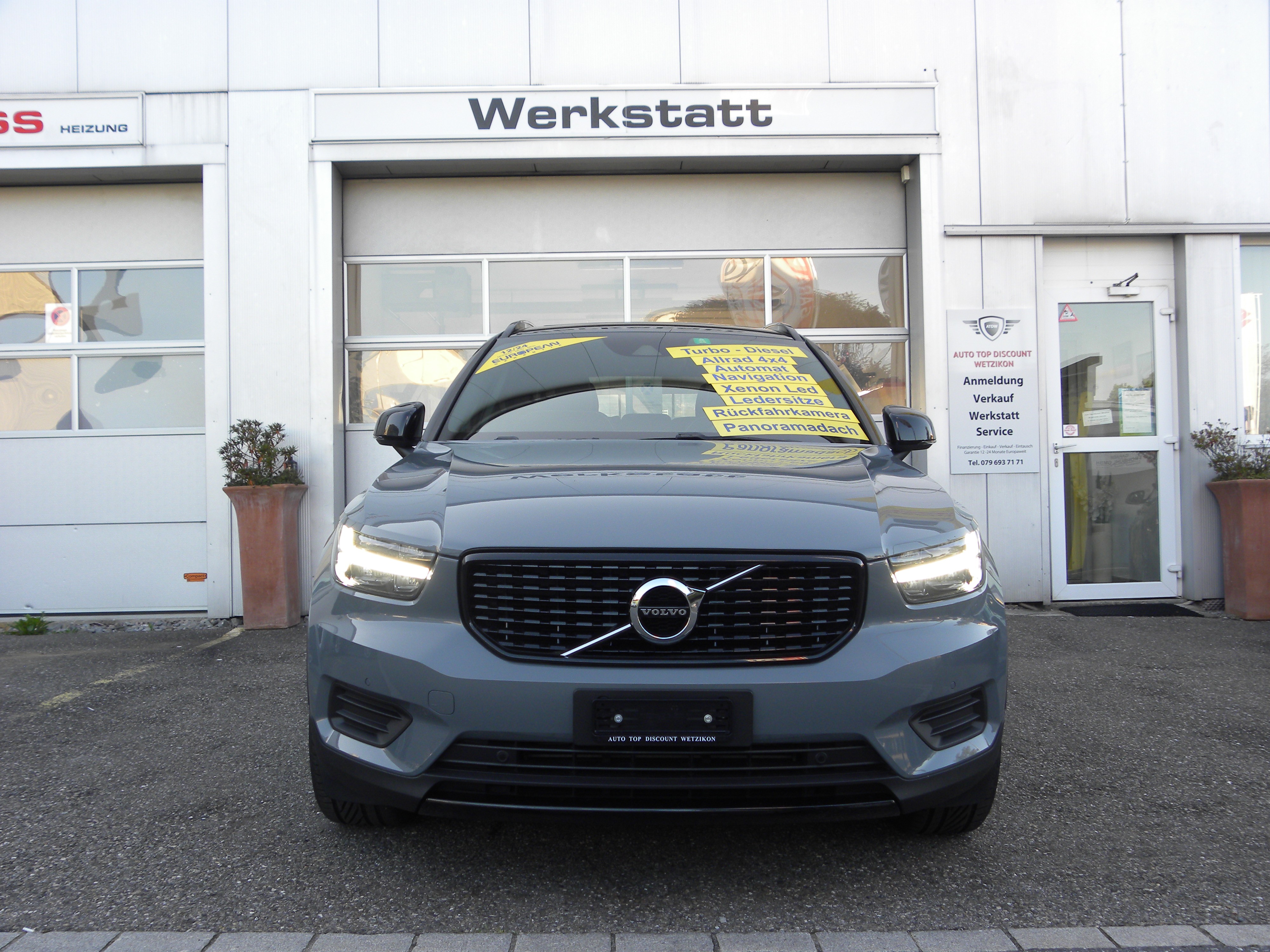 VOLVO XC40 D4 AWD R-Design Geartronic