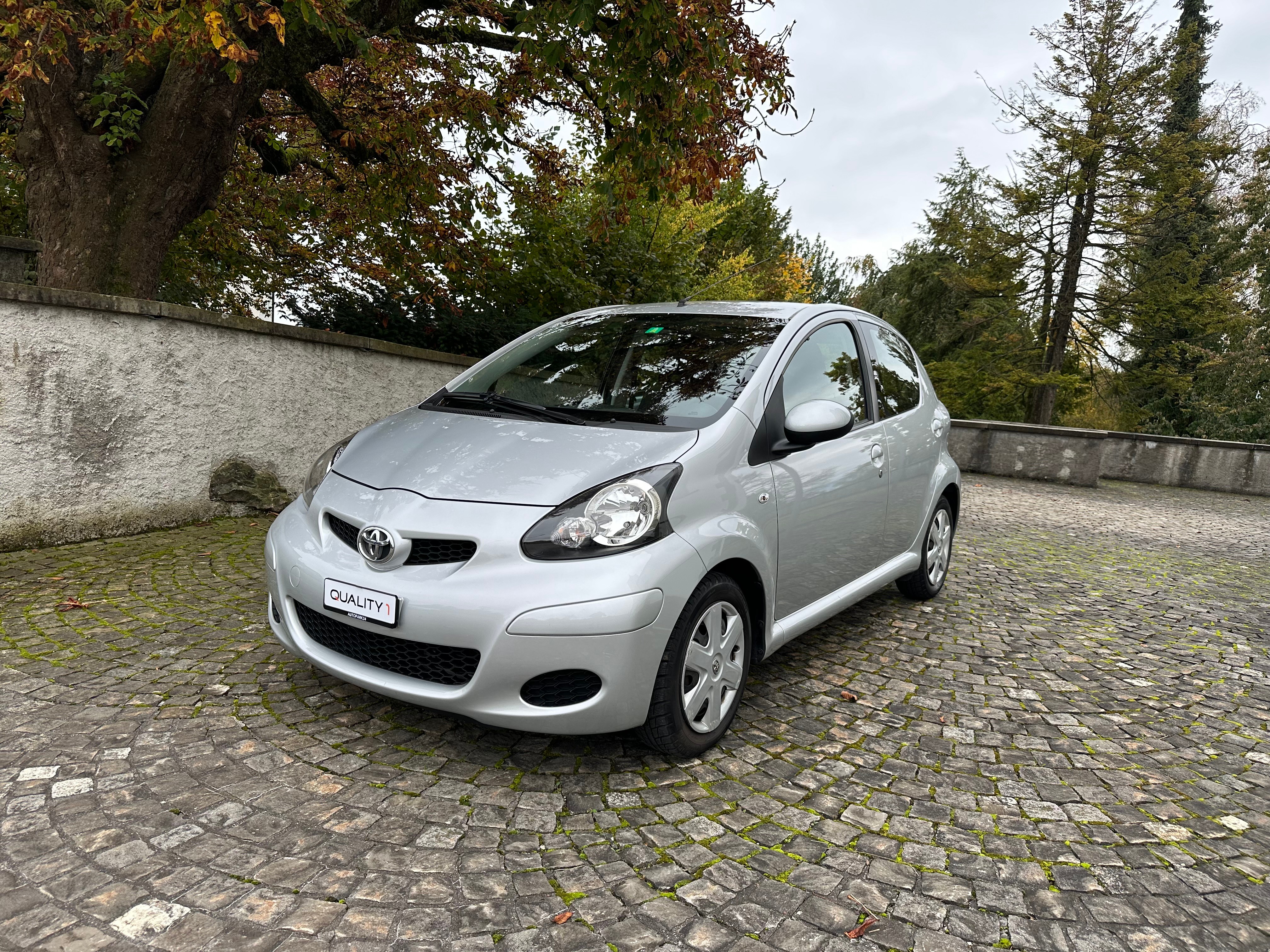 TOYOTA Aygo 1.0 Linea Luna Cool Automatik