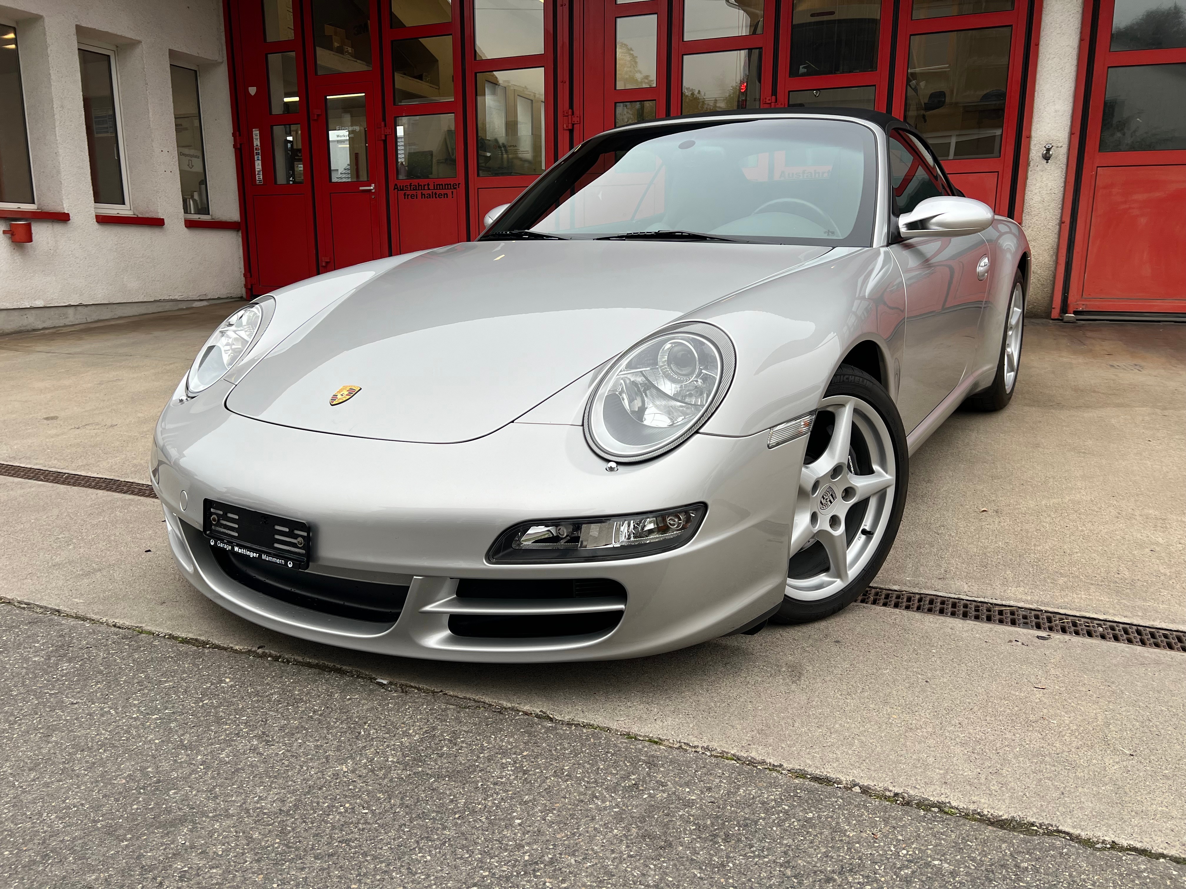 PORSCHE 911 Cabrio Carrera