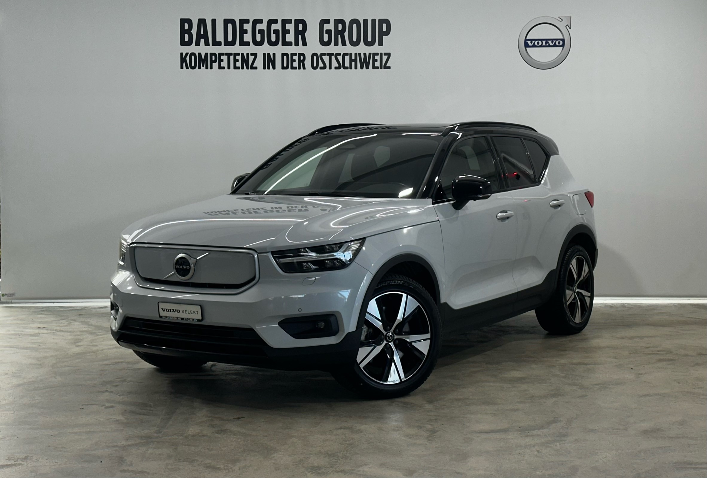 VOLVO XC40 P8 Twin R-Design AWD