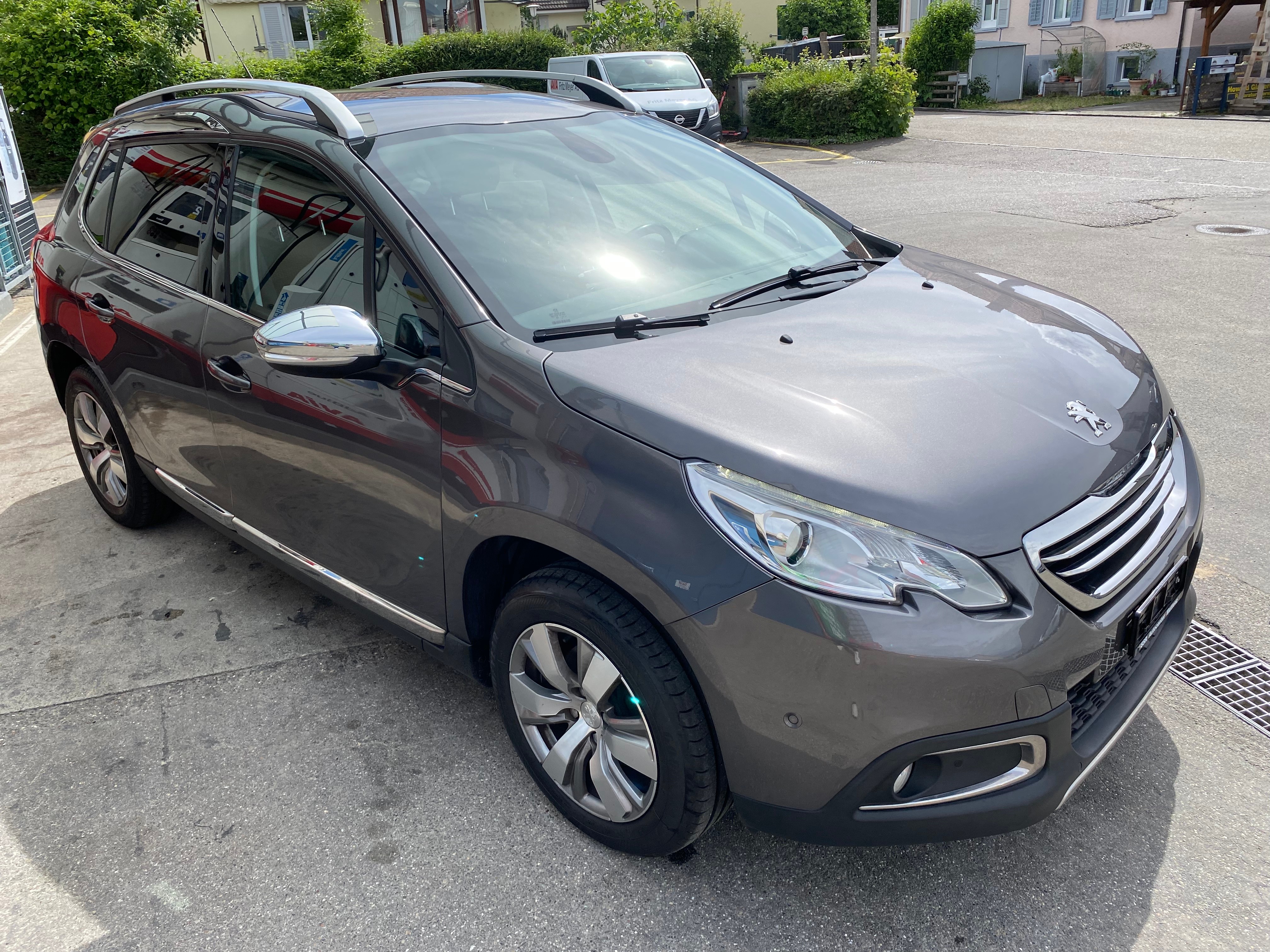 PEUGEOT 2008 1.6 VTI Allure Automatic