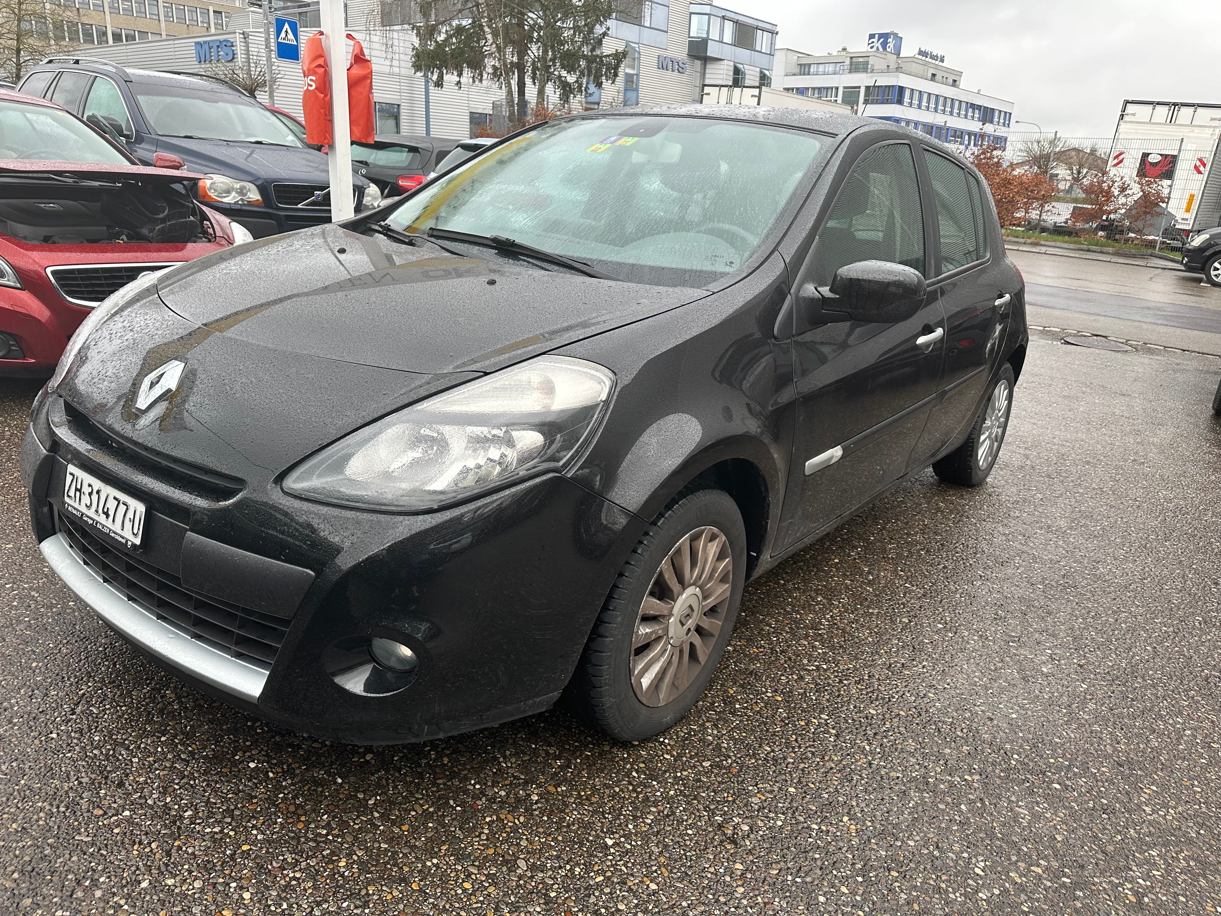 RENAULT Clio 1.2 16V Turbo Dynamique