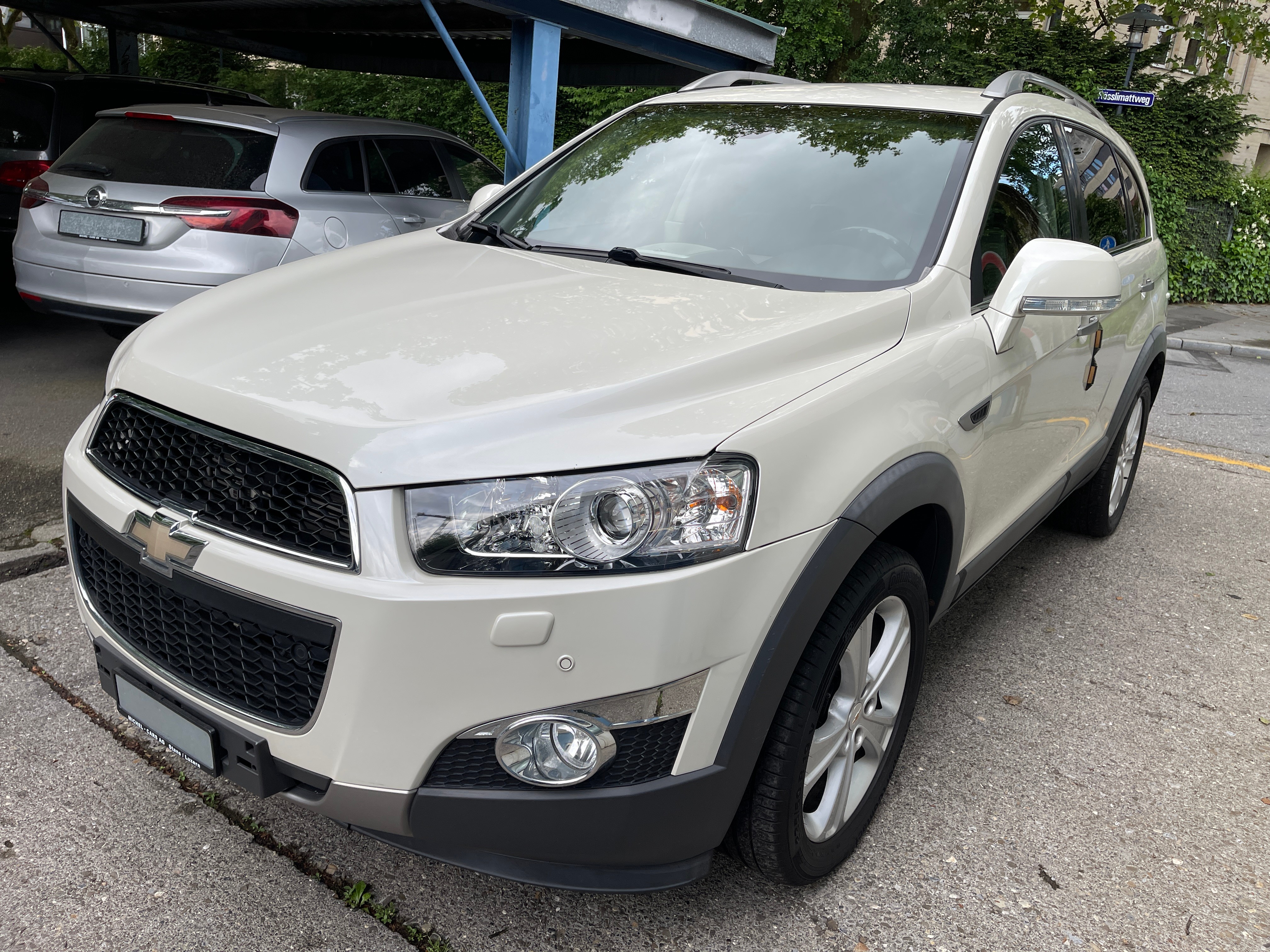 CHEVROLET Captiva 2.2 VCDi Louis Edition 4WD Automatic