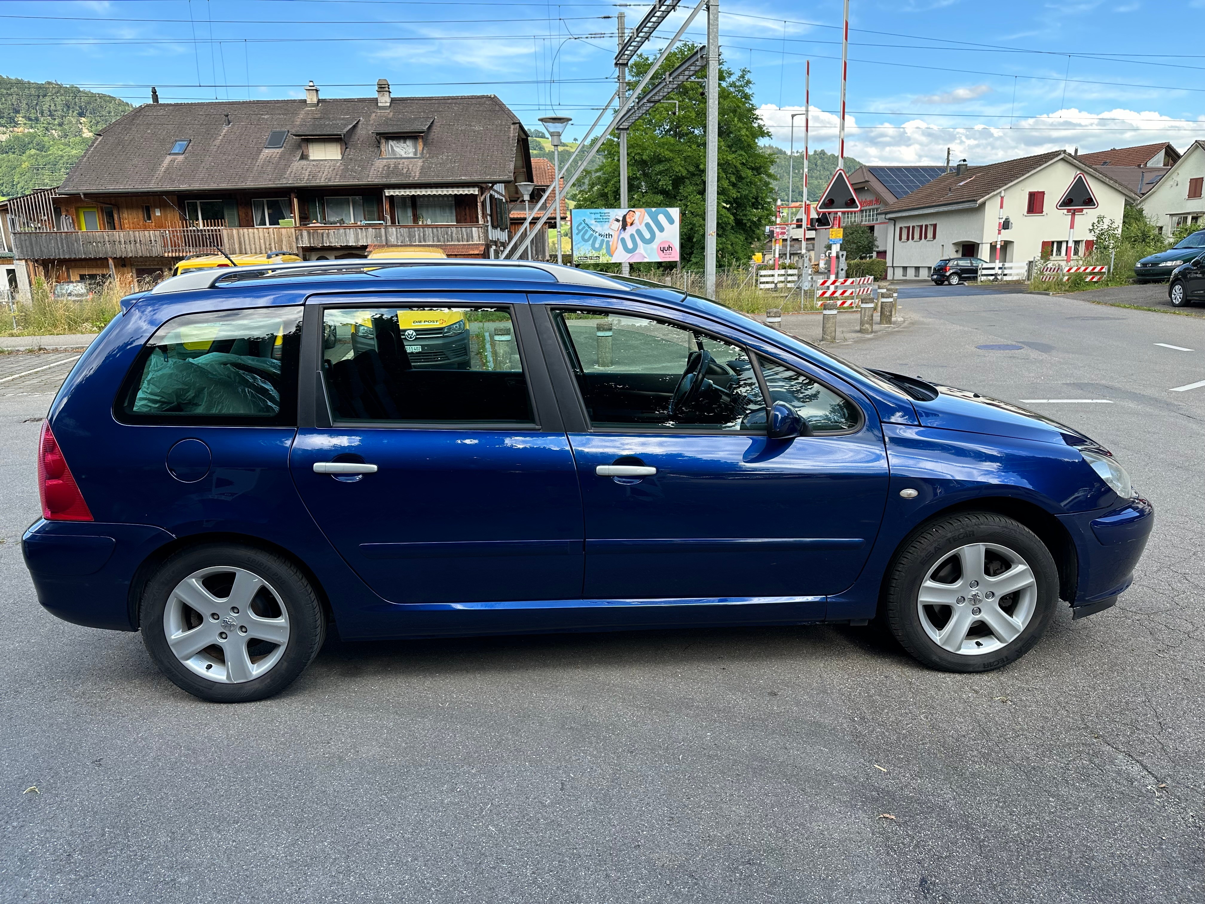 PEUGEOT 307 SW 2.0 16V Premium