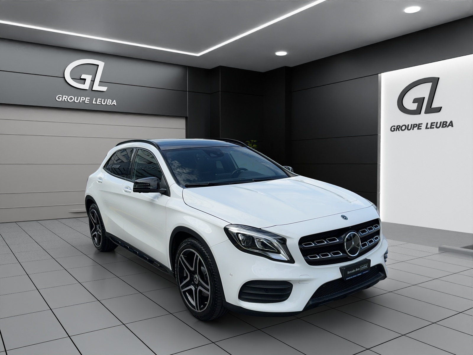 MERCEDES-BENZ GLA 250 AMG Line 4Matic