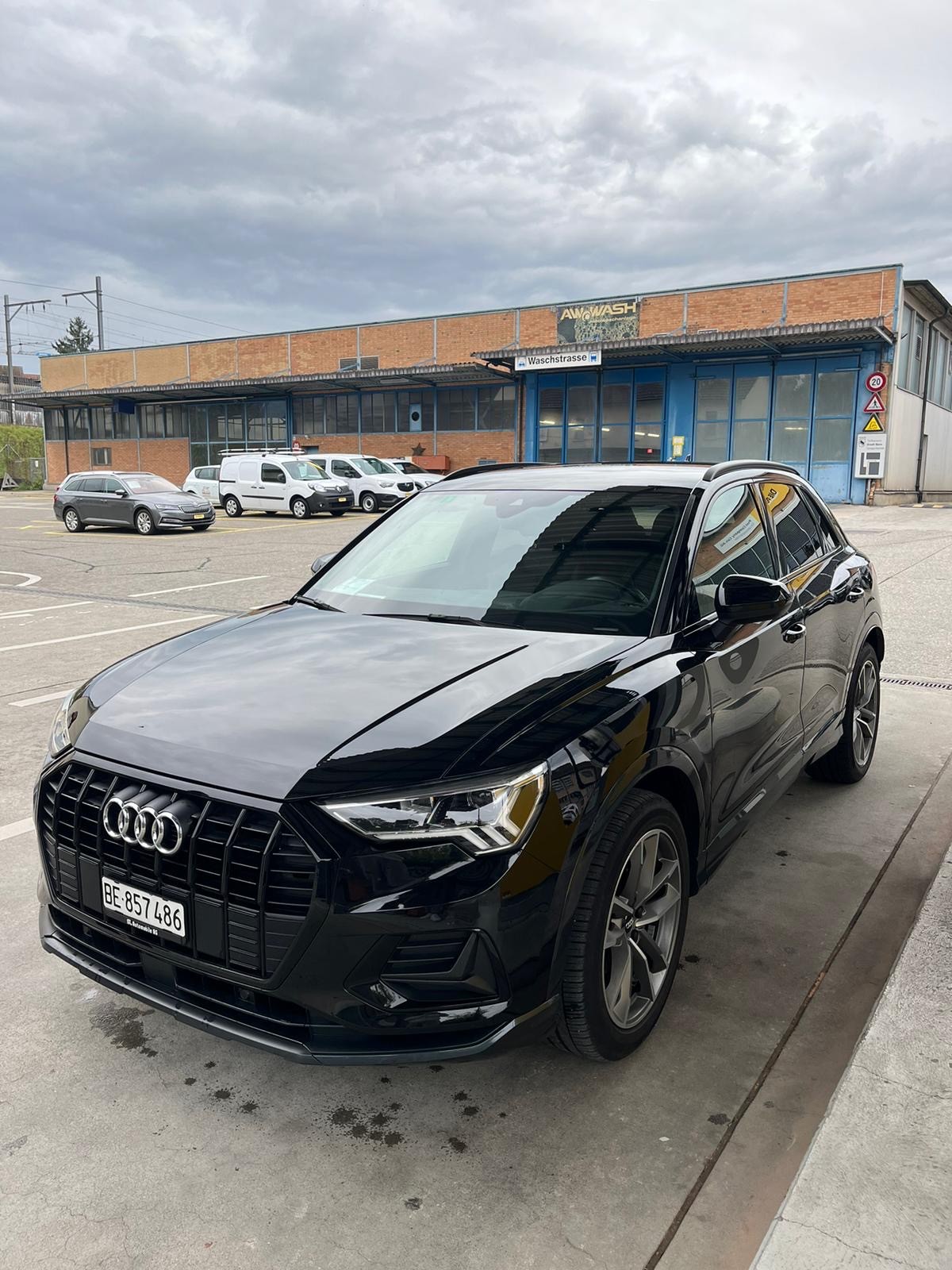 AUDI Q3 35 TFSI S line S-tronic