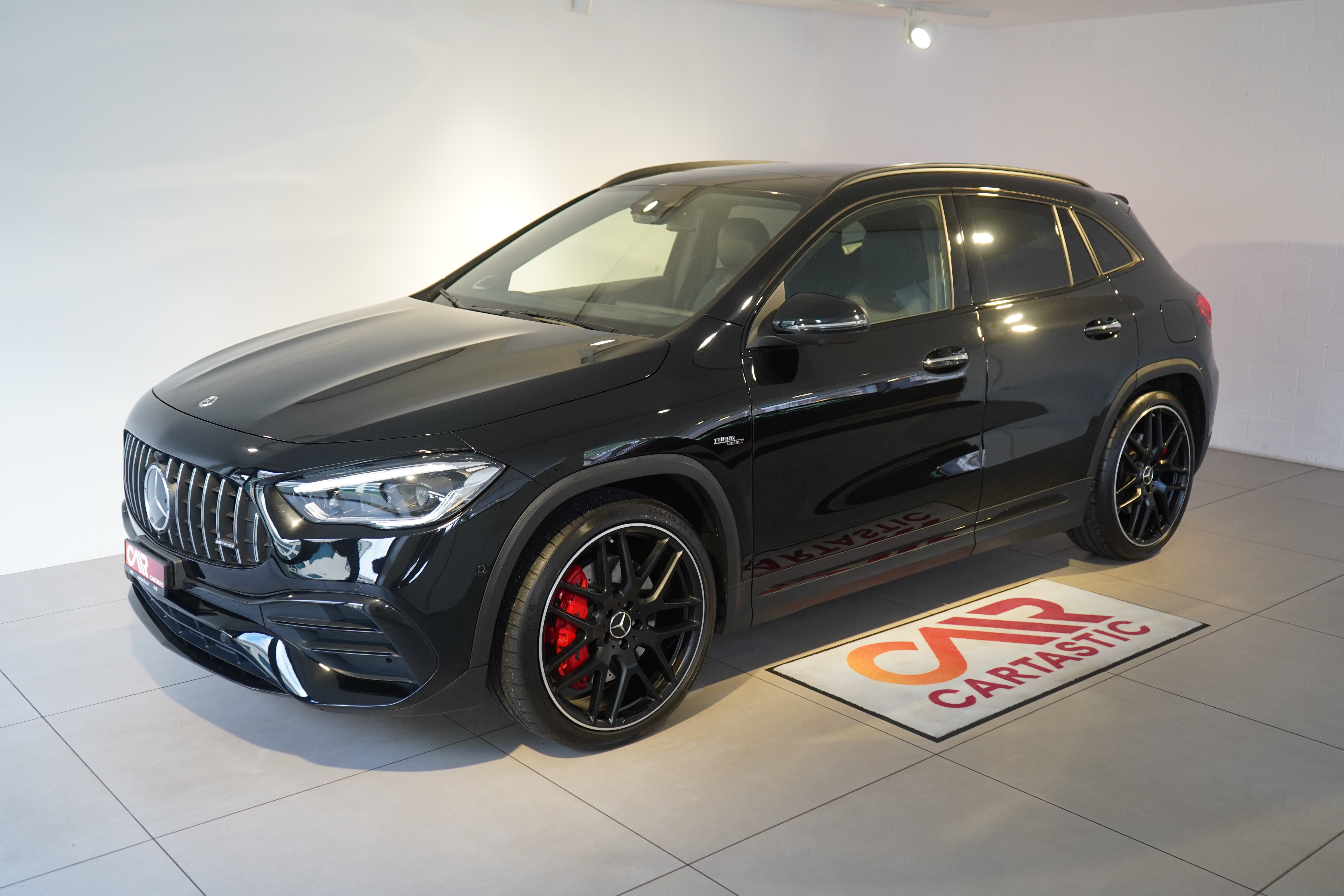 MERCEDES-BENZ GLA 45 S AMG 4Matic+