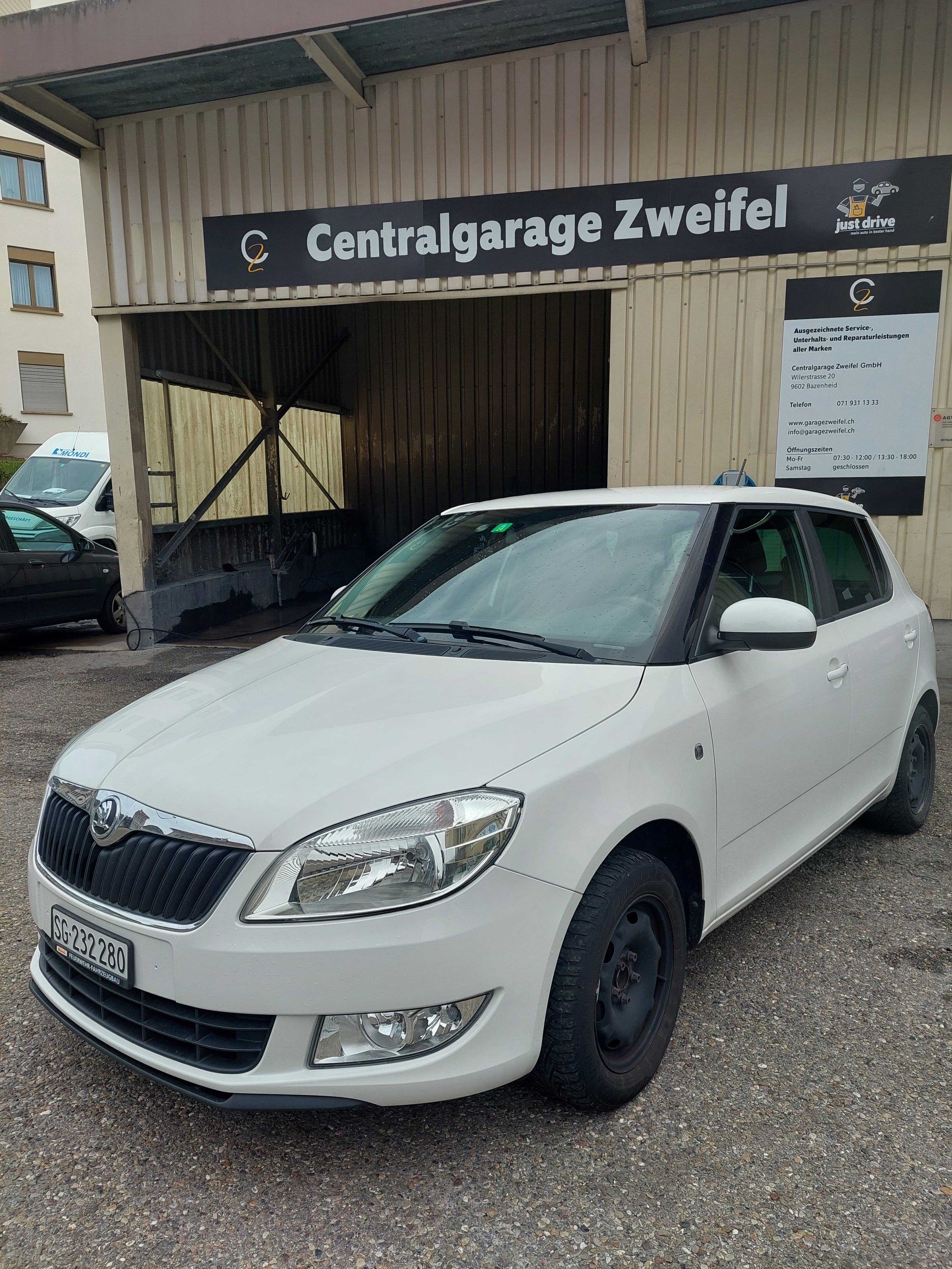 SKODA Fabia 1.2 TSI Ambition Plus