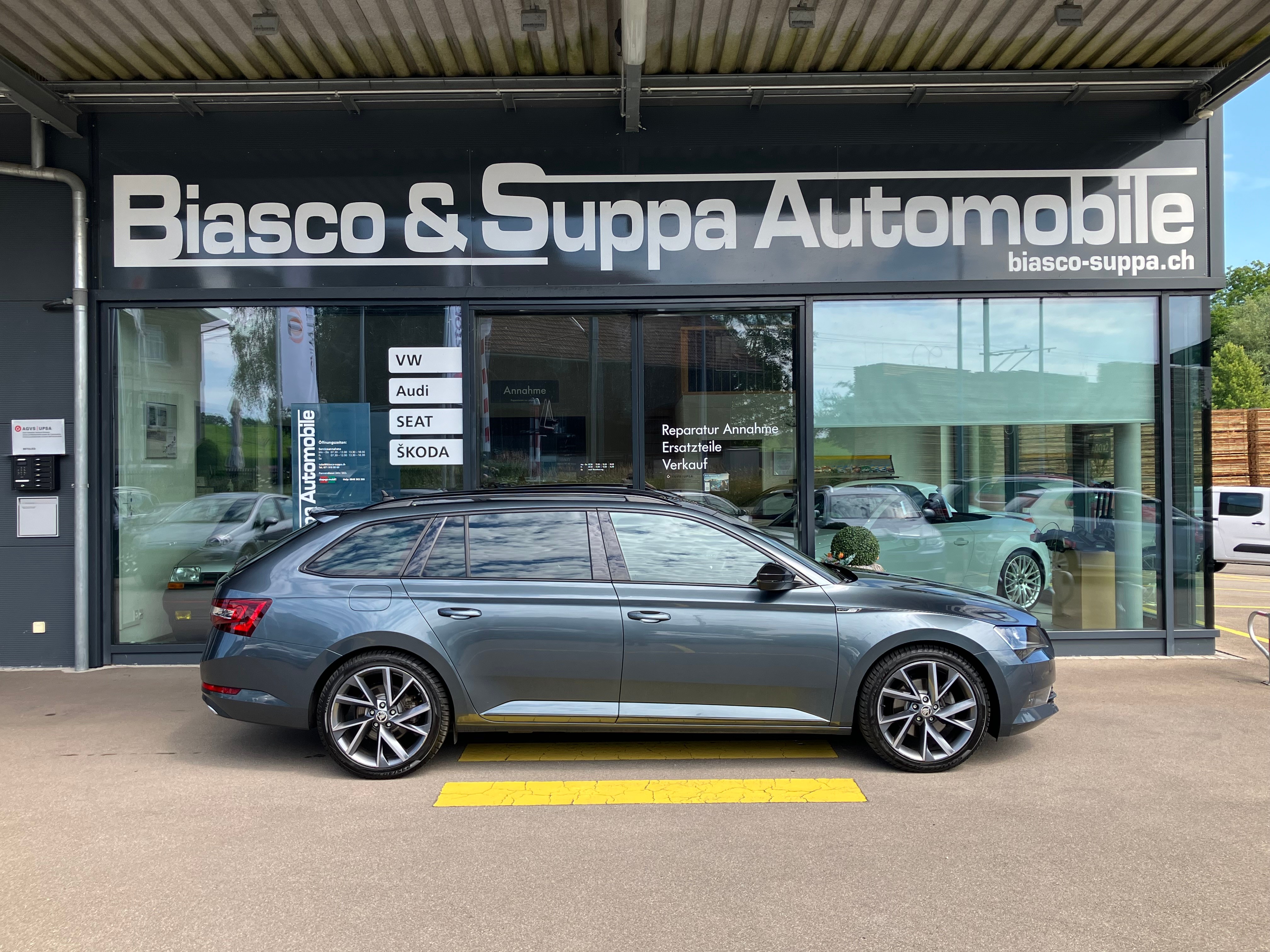 SKODA Superb Combi 2.0 TDi SportLine 4x4 DSG