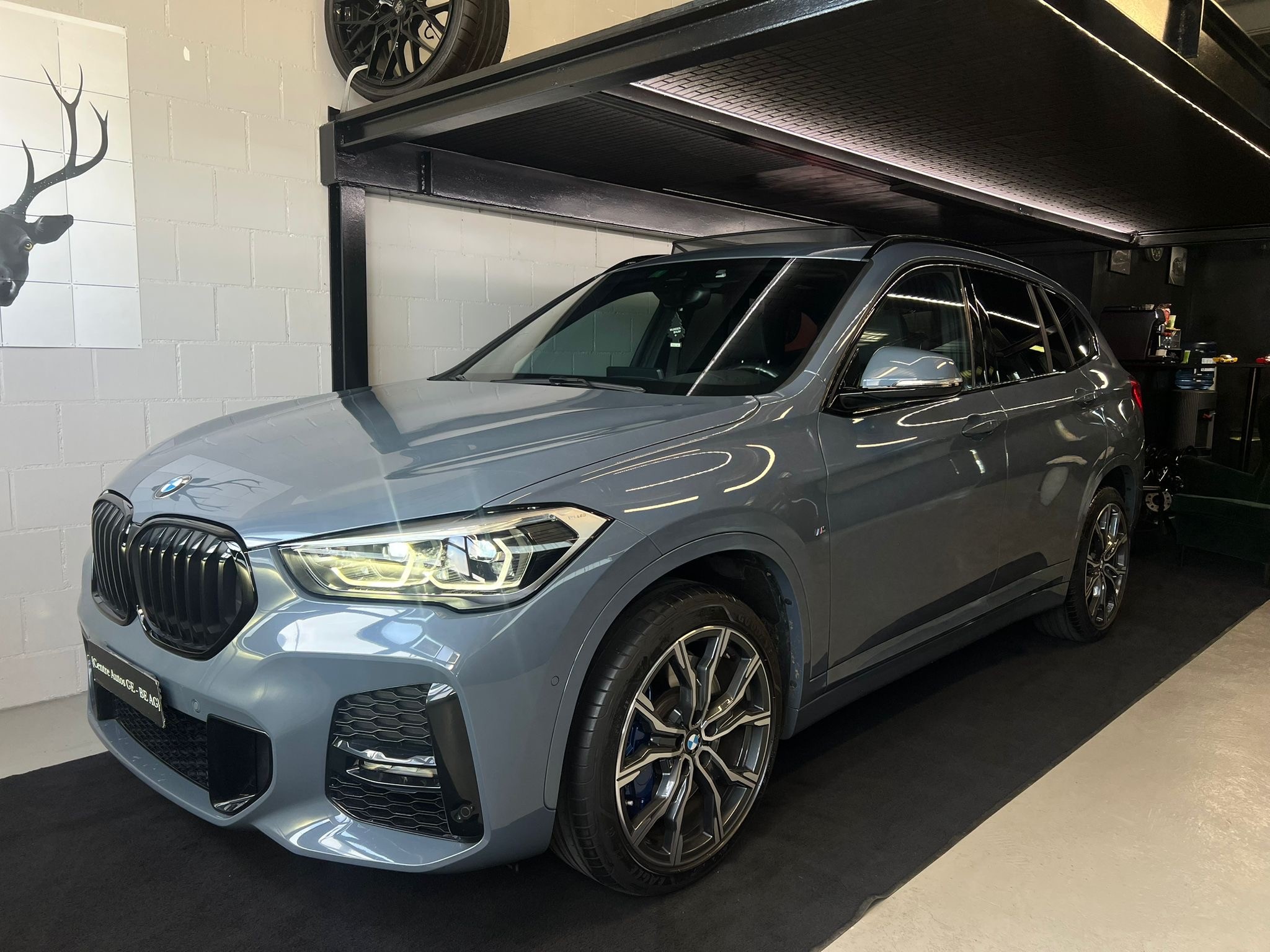 BMW X1 xDrive 25i M vollAusstattung Sport Steptronic