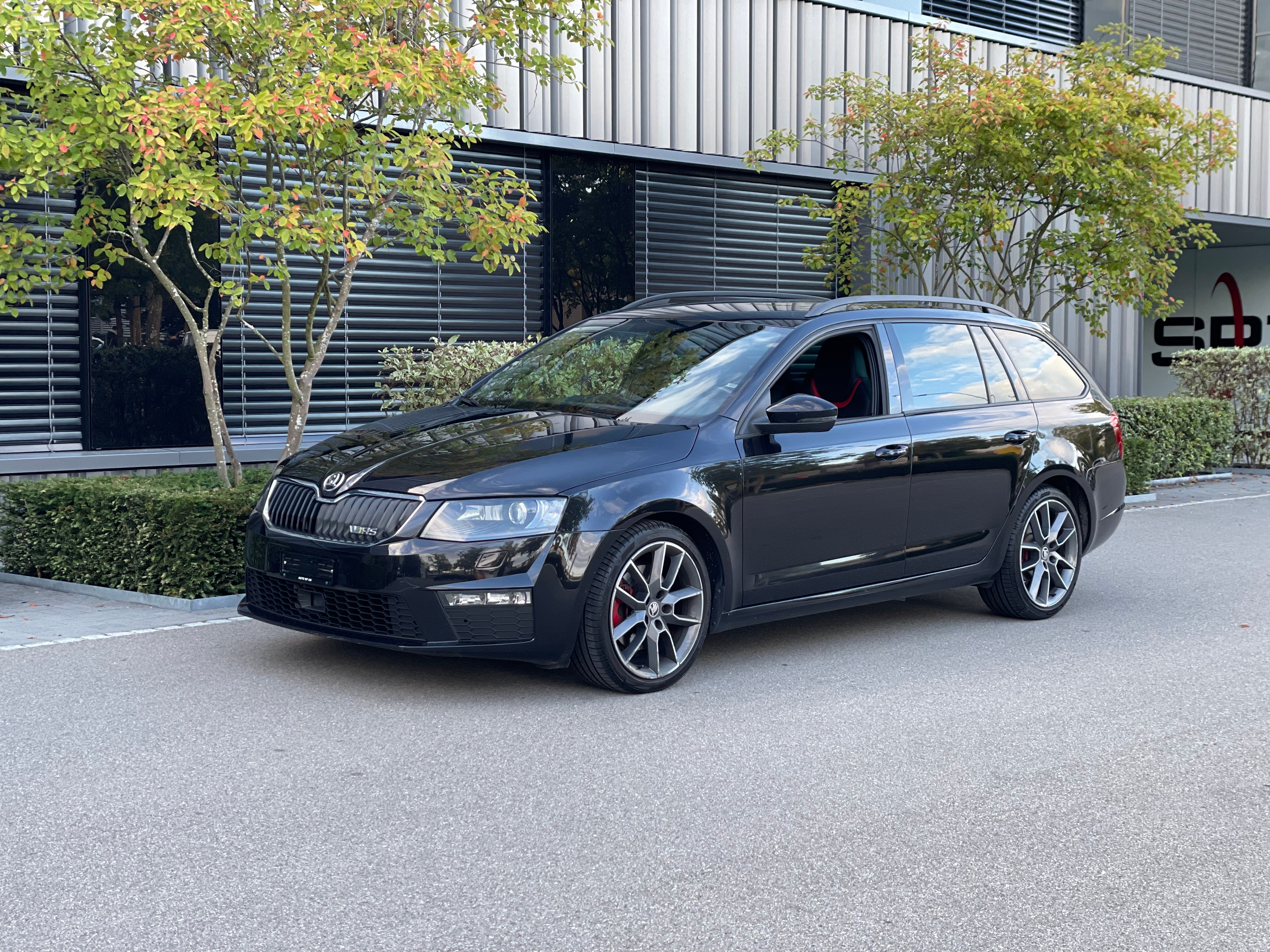 SKODA Octavia Combi 2.0 TDI RS 4x4 DSG