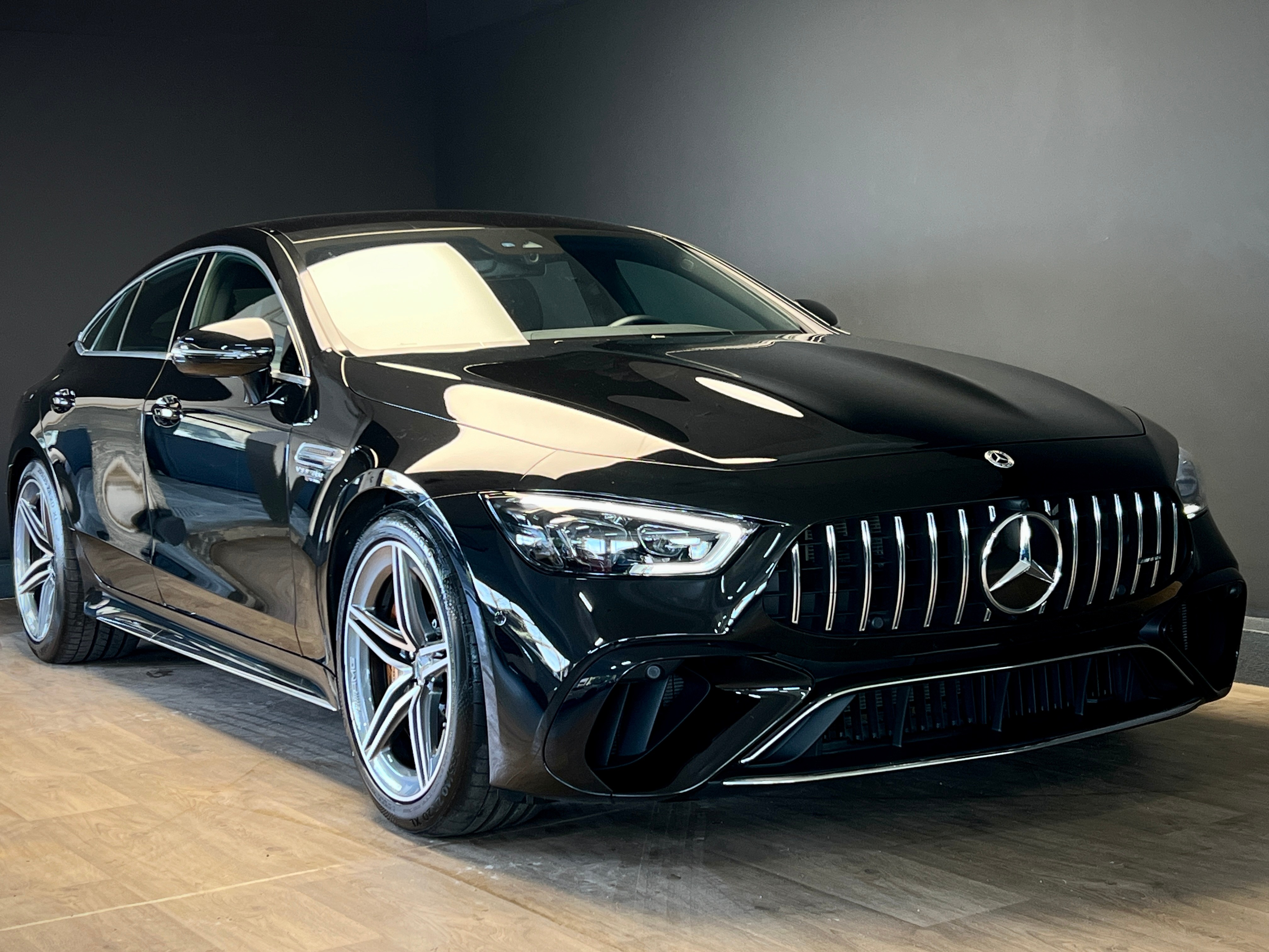 MERCEDES-BENZ AMG GT 4 63 S 4Matic+ E Performance MCT