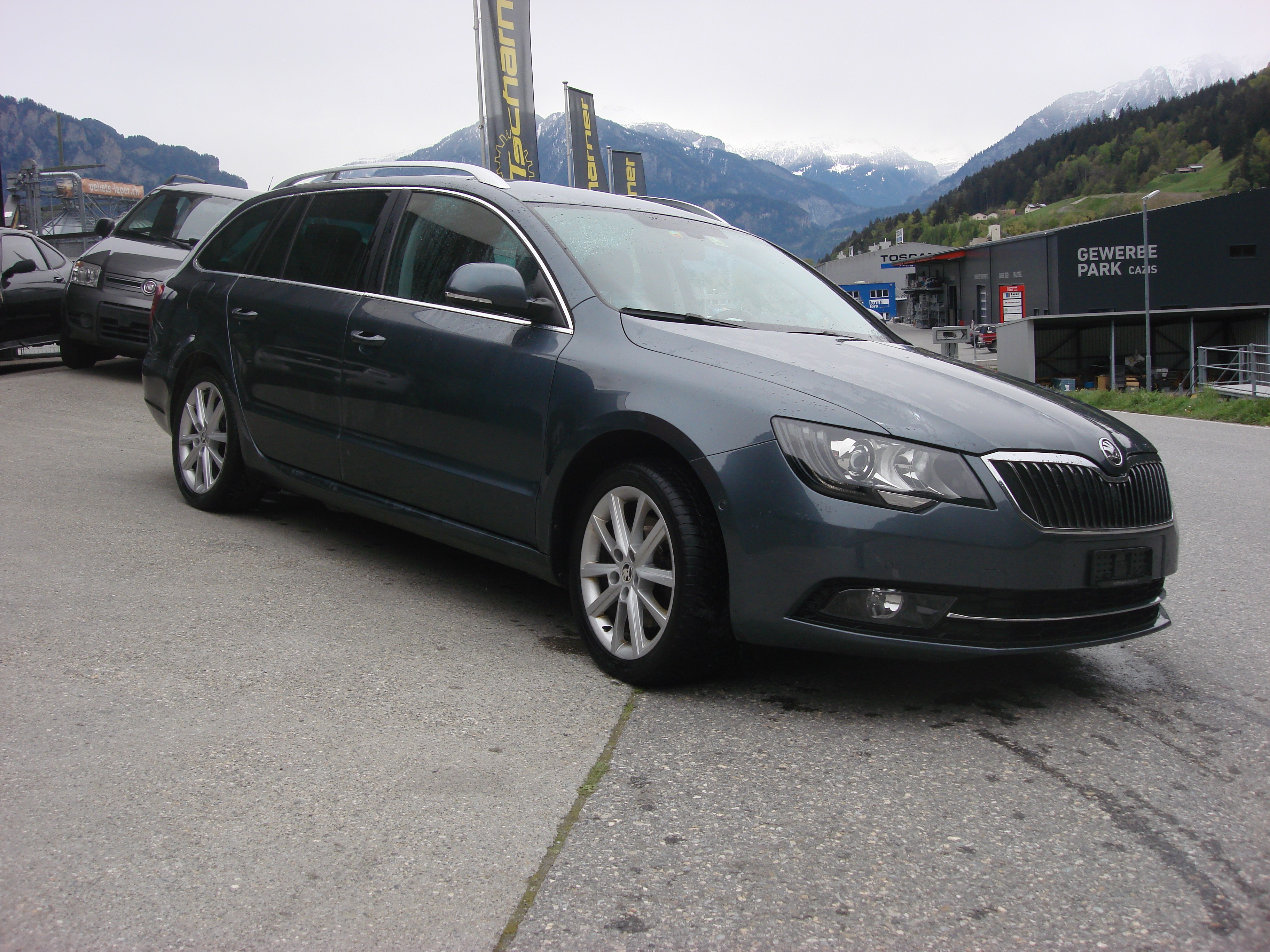 SKODA Superb Combi 2.0 TDi Ambition 4x4 DSG