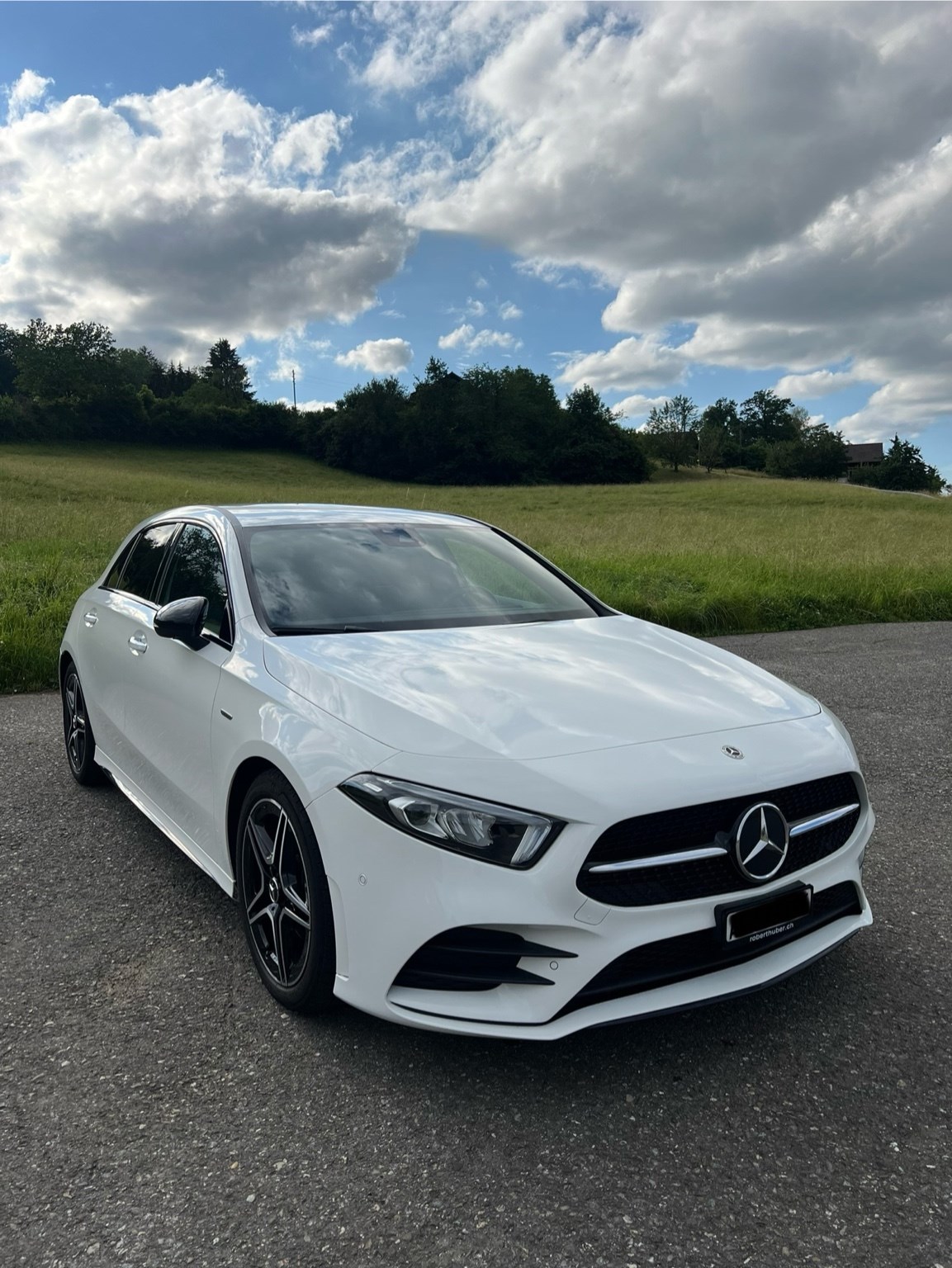 MERCEDES-BENZ A 200 AMG Line 7G-DCT