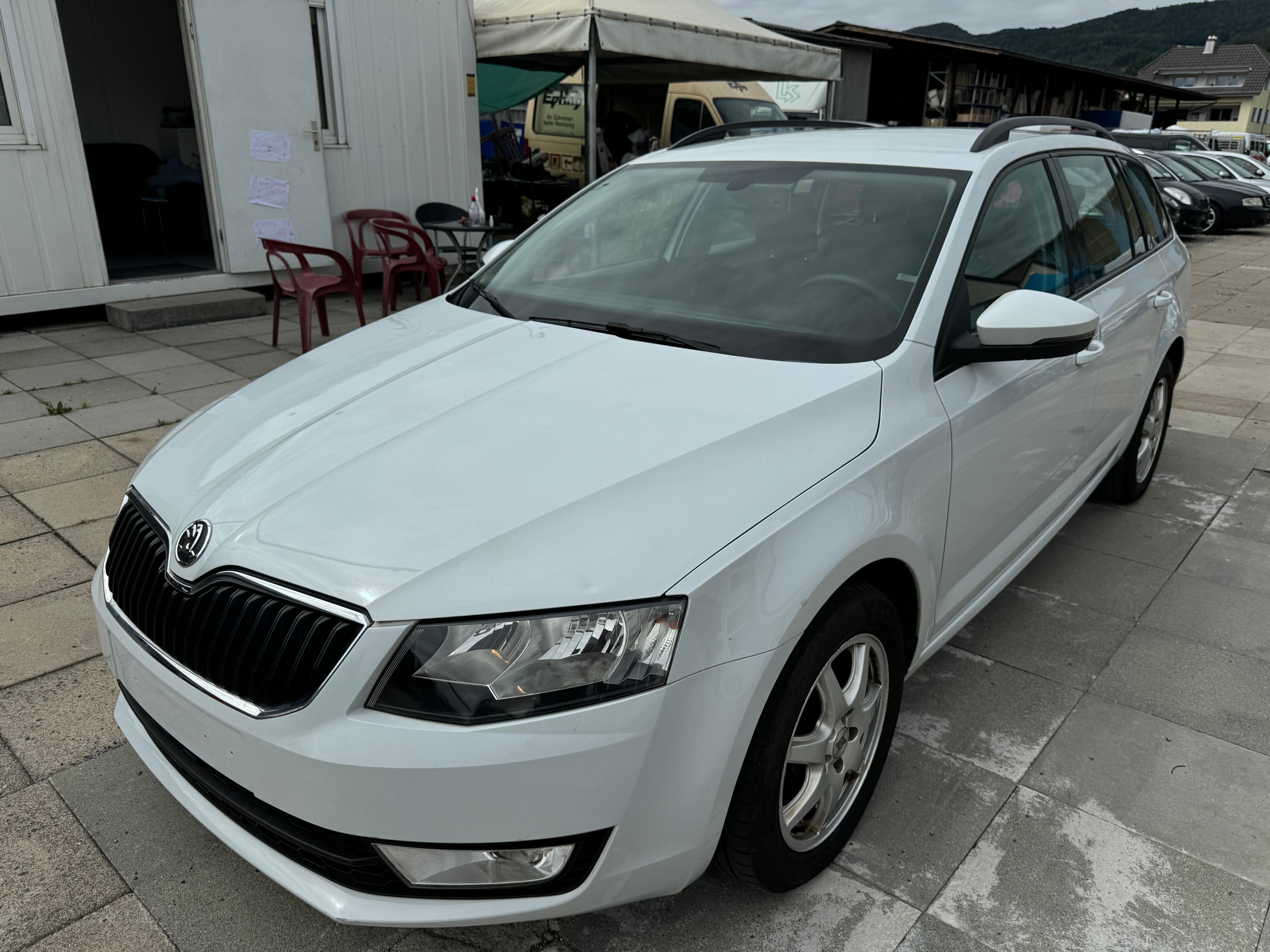 SKODA Octavia Combi 1.4 TSI Ambition DSG