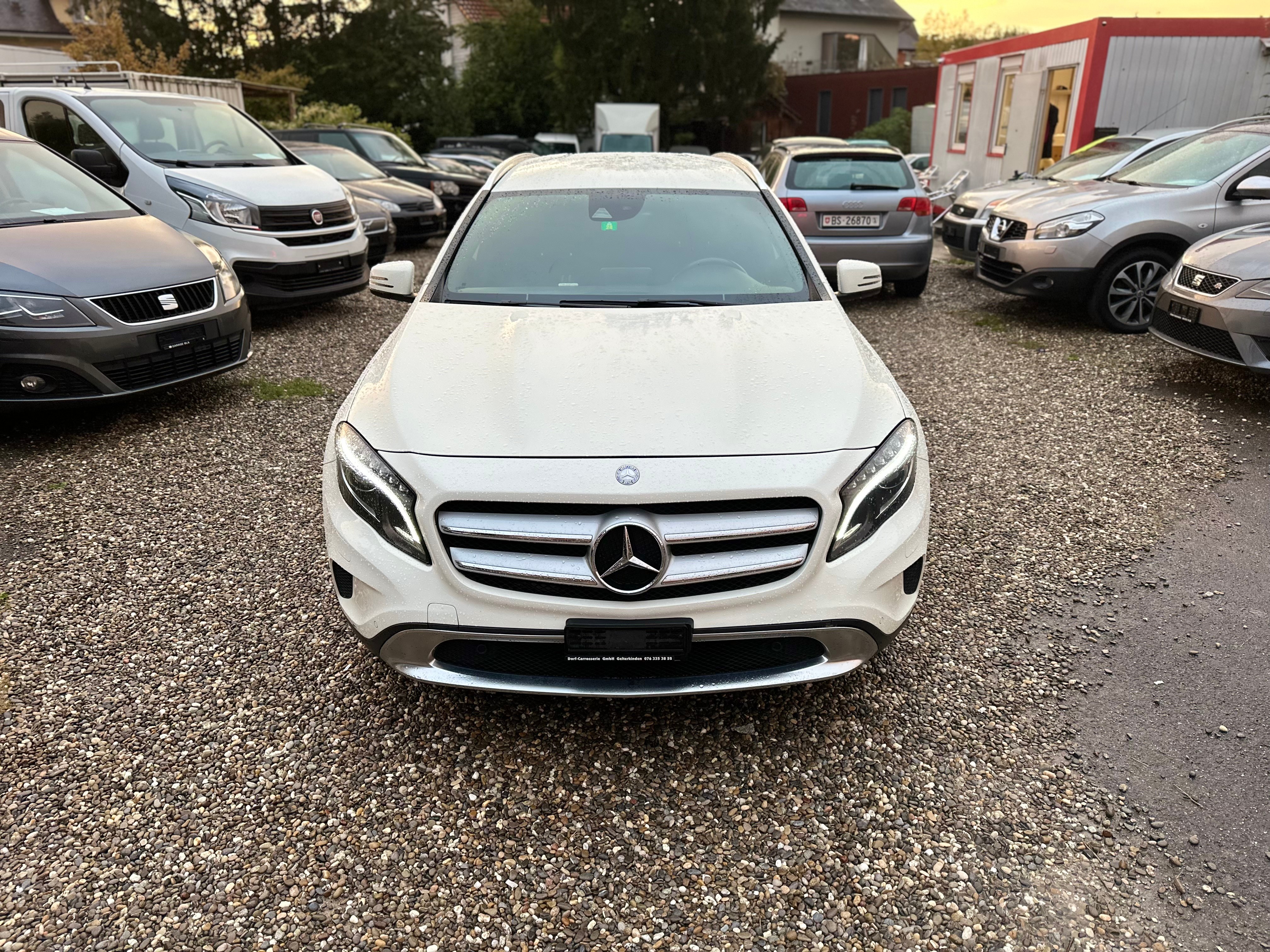 MERCEDES-BENZ GLA 220 d Urban 4Matic 7G-DCT