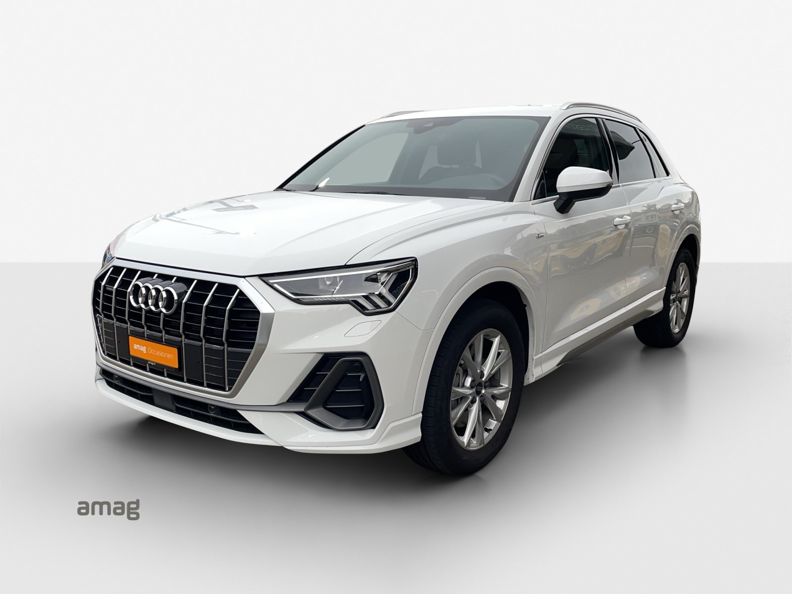 AUDI Q3 40 TDI S line quattro S-tronic