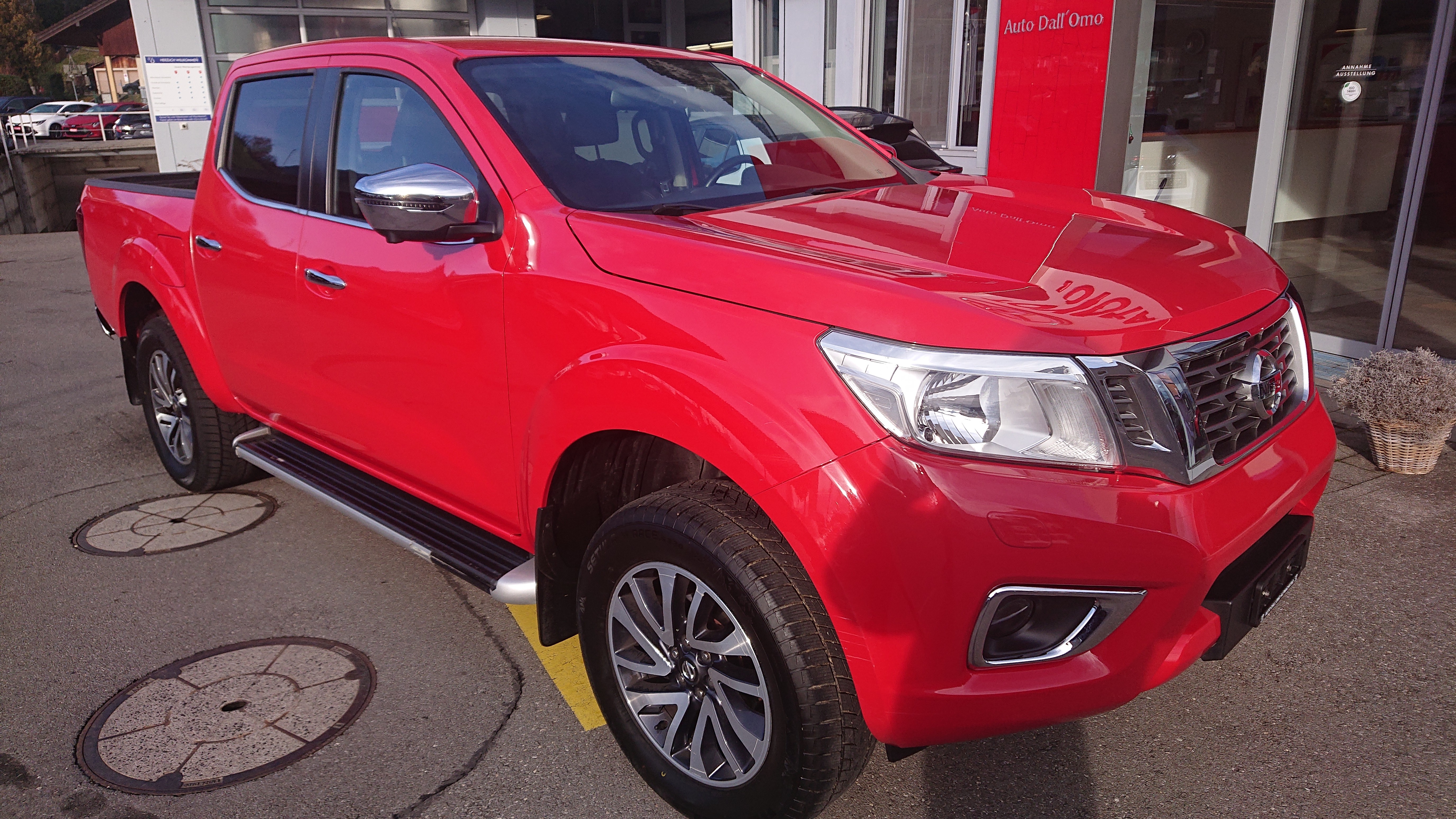 NISSAN Navara Double Cab Tekna 2.3 dCi 4WD Automatic