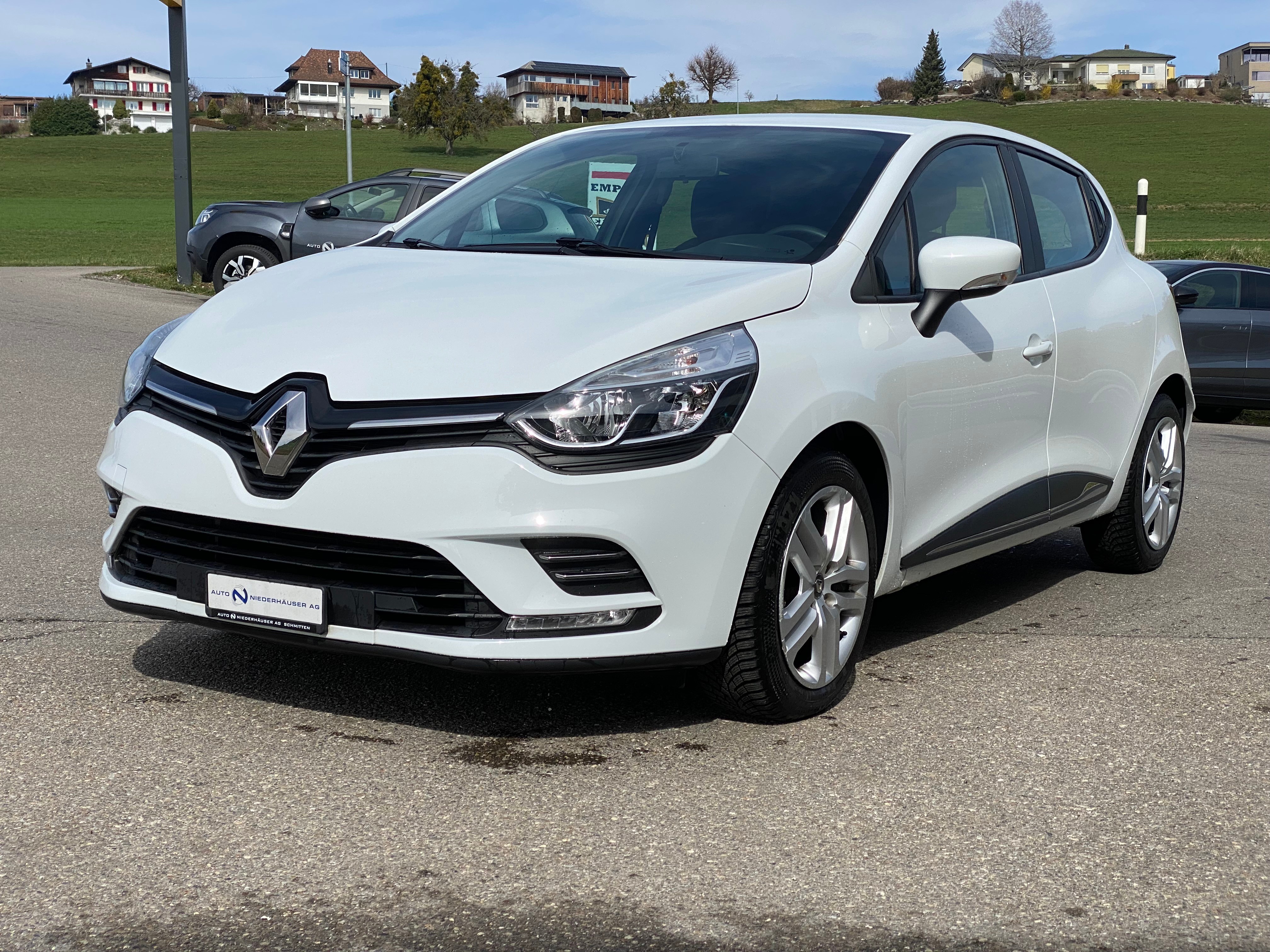 RENAULT Clio 0.9 12V Zen